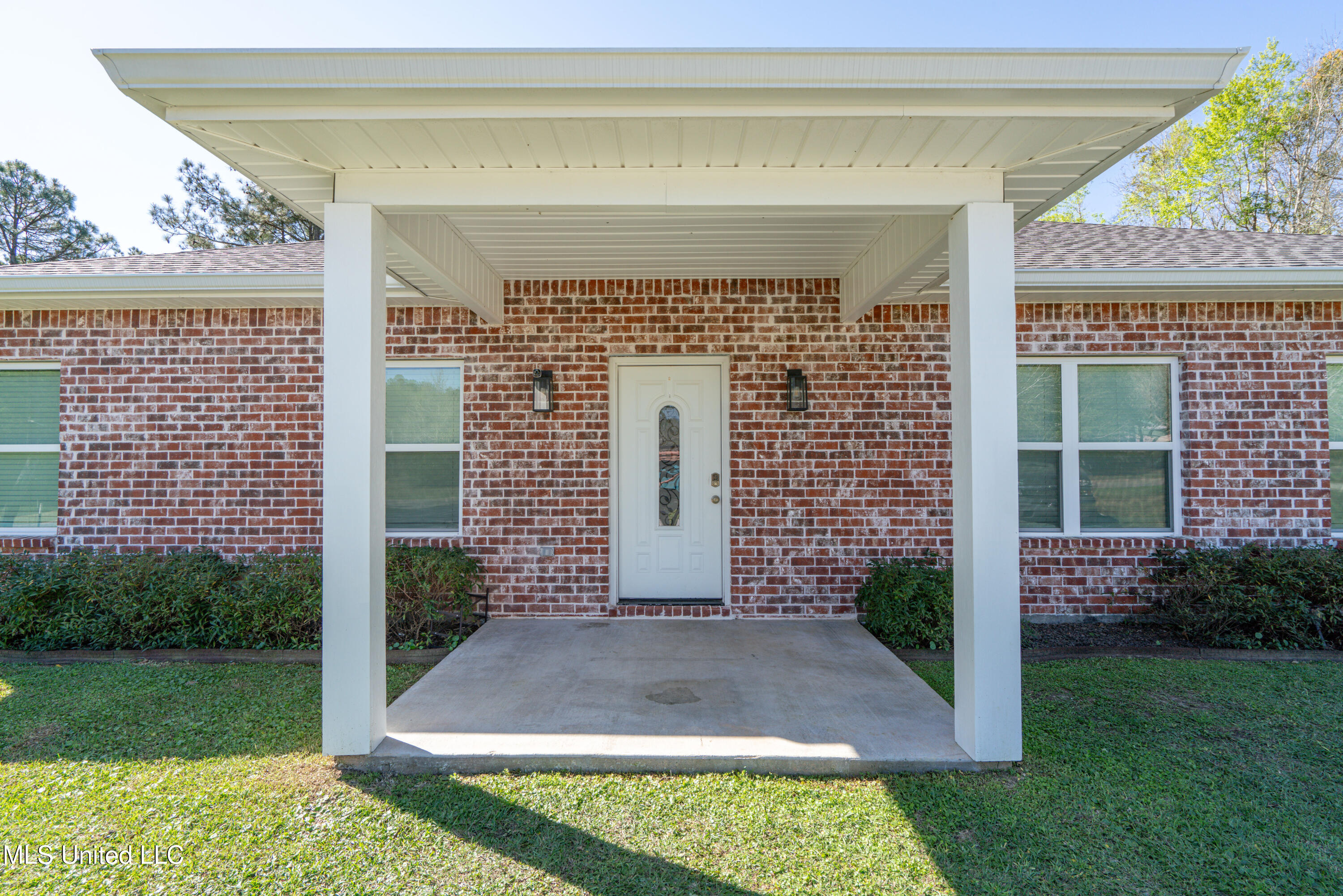 23159 Unicorn Lane, Pass Christian, Mississippi image 2