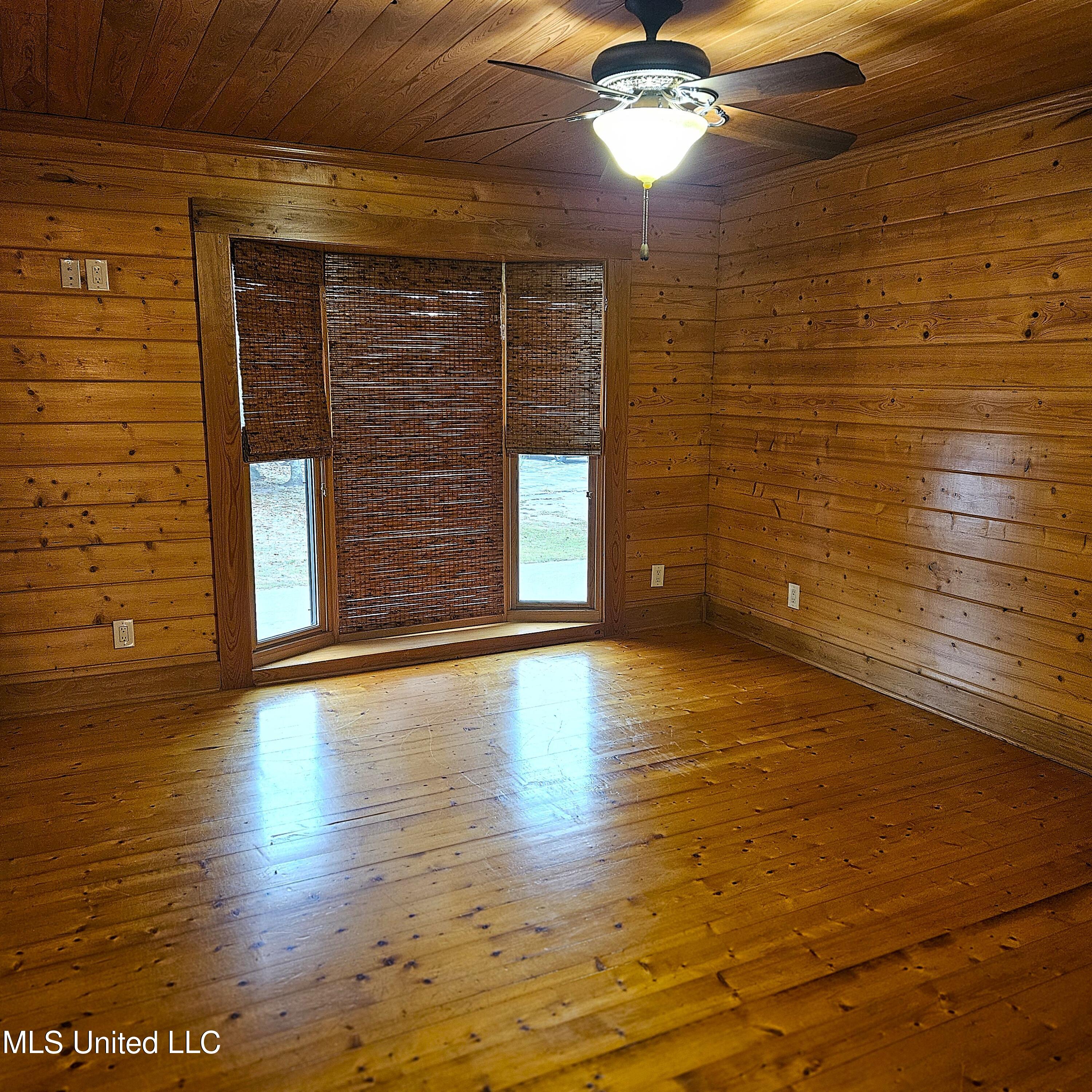 15127 Chickasaw Road, Kiln, Mississippi image 35