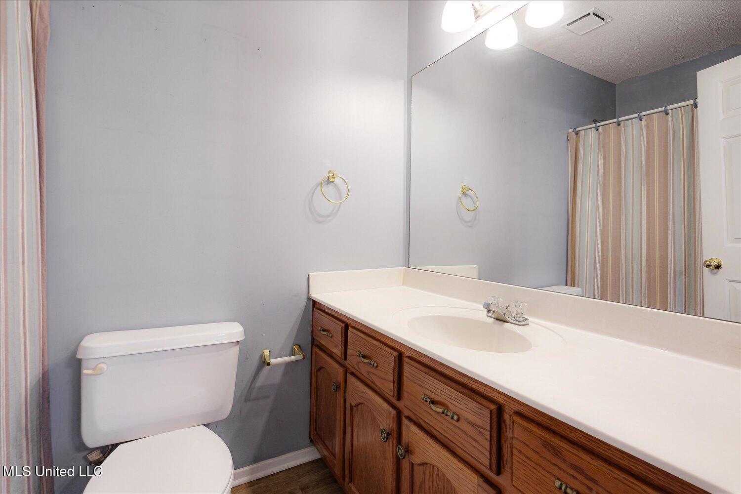 7633 Iris Drive, Southaven, Mississippi image 28