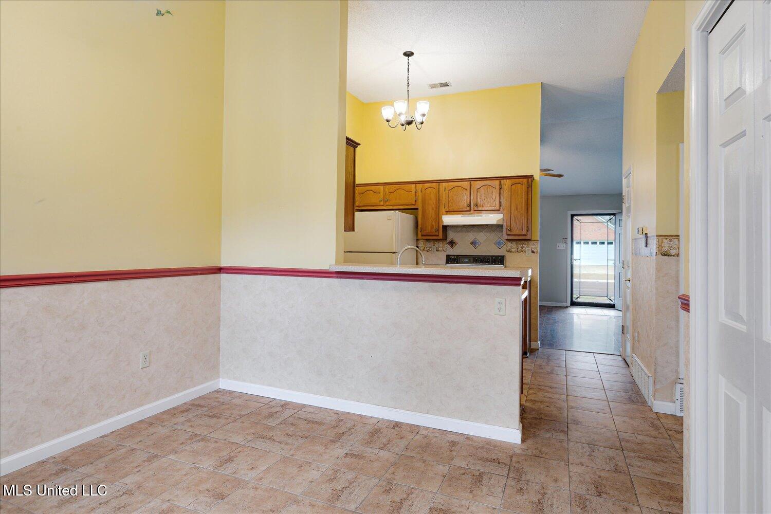 7633 Iris Drive, Southaven, Mississippi image 24
