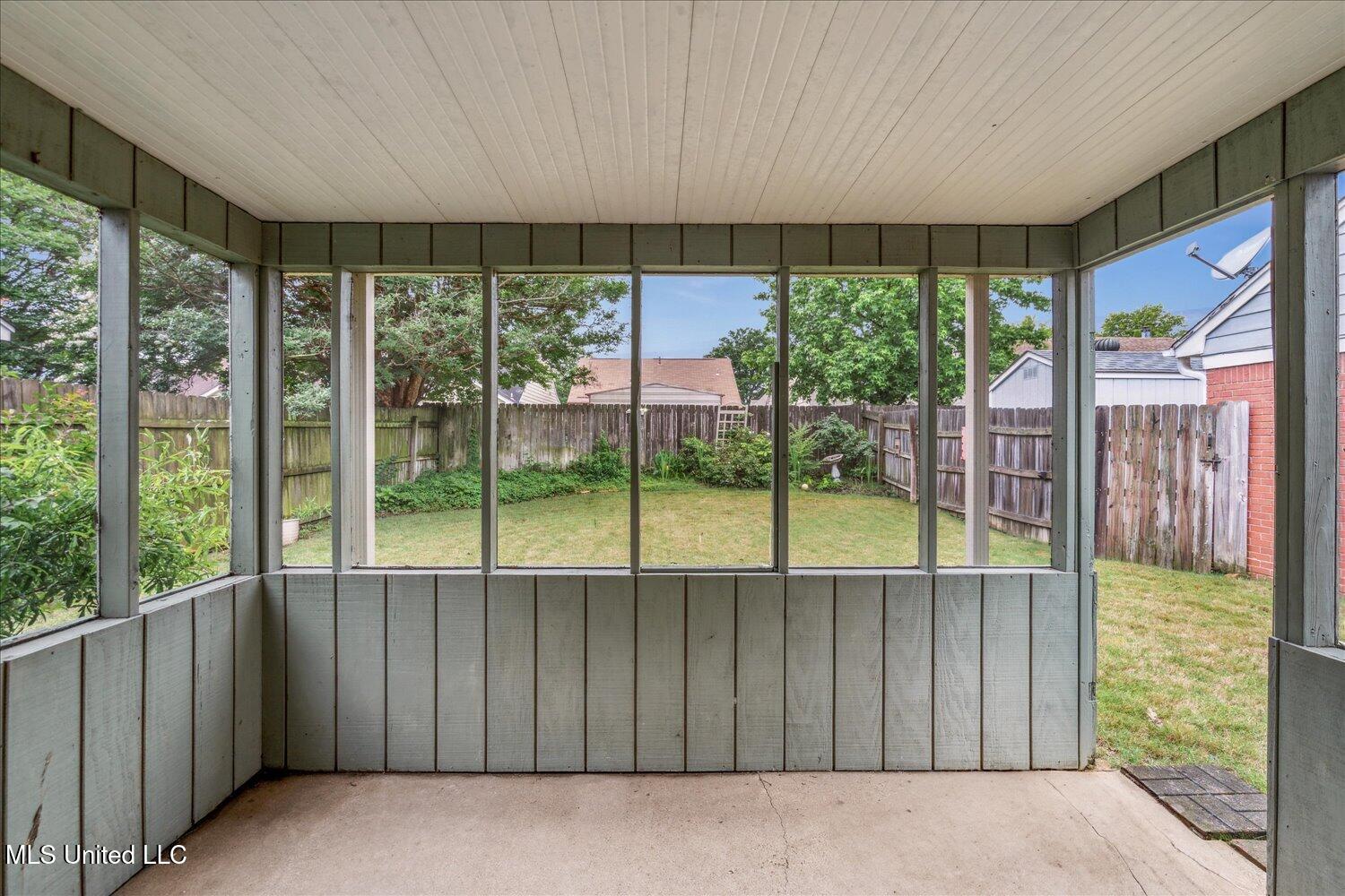 7633 Iris Drive, Southaven, Mississippi image 33