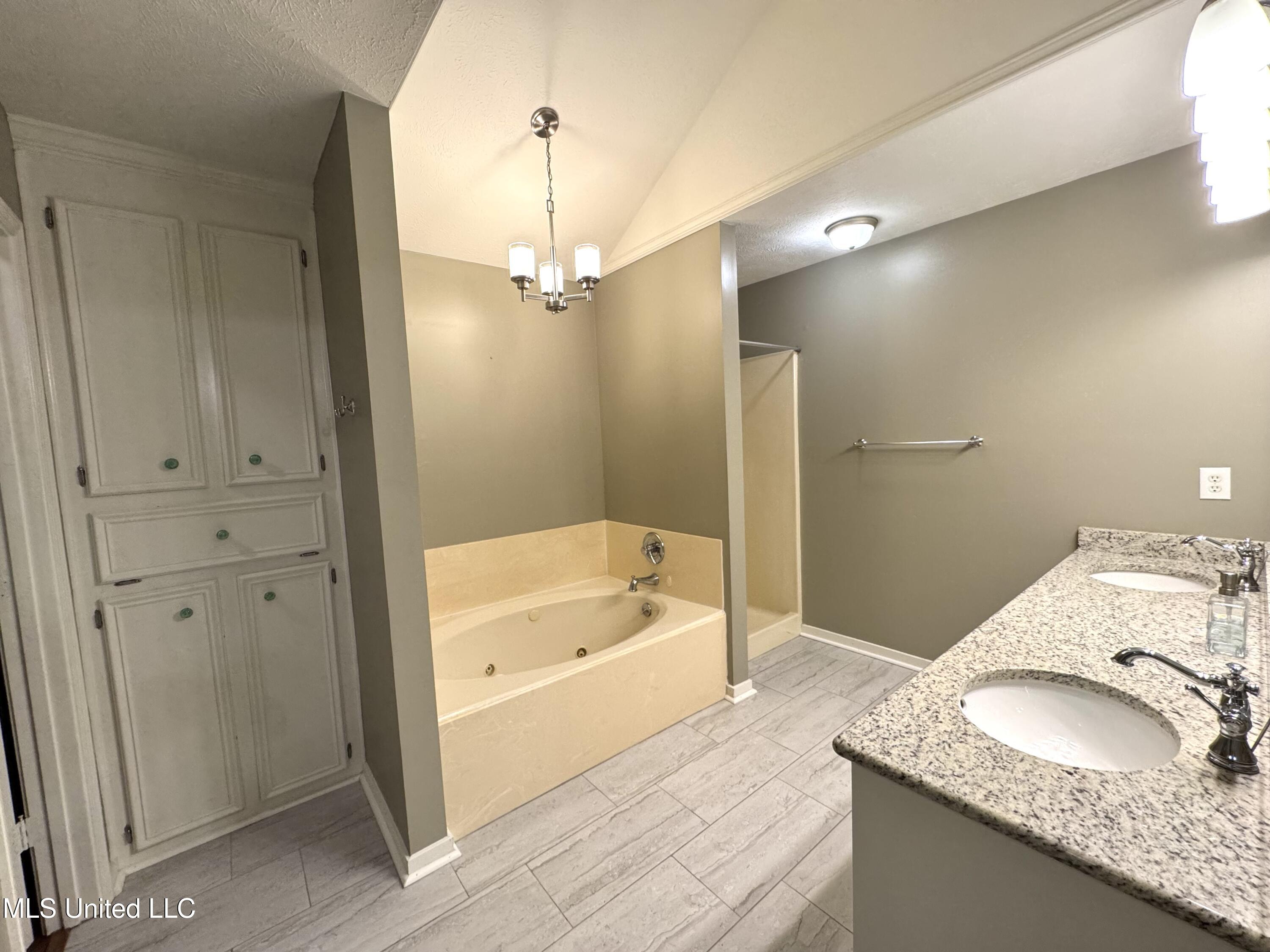 320 Colonial Drive, Madison, Mississippi image 27