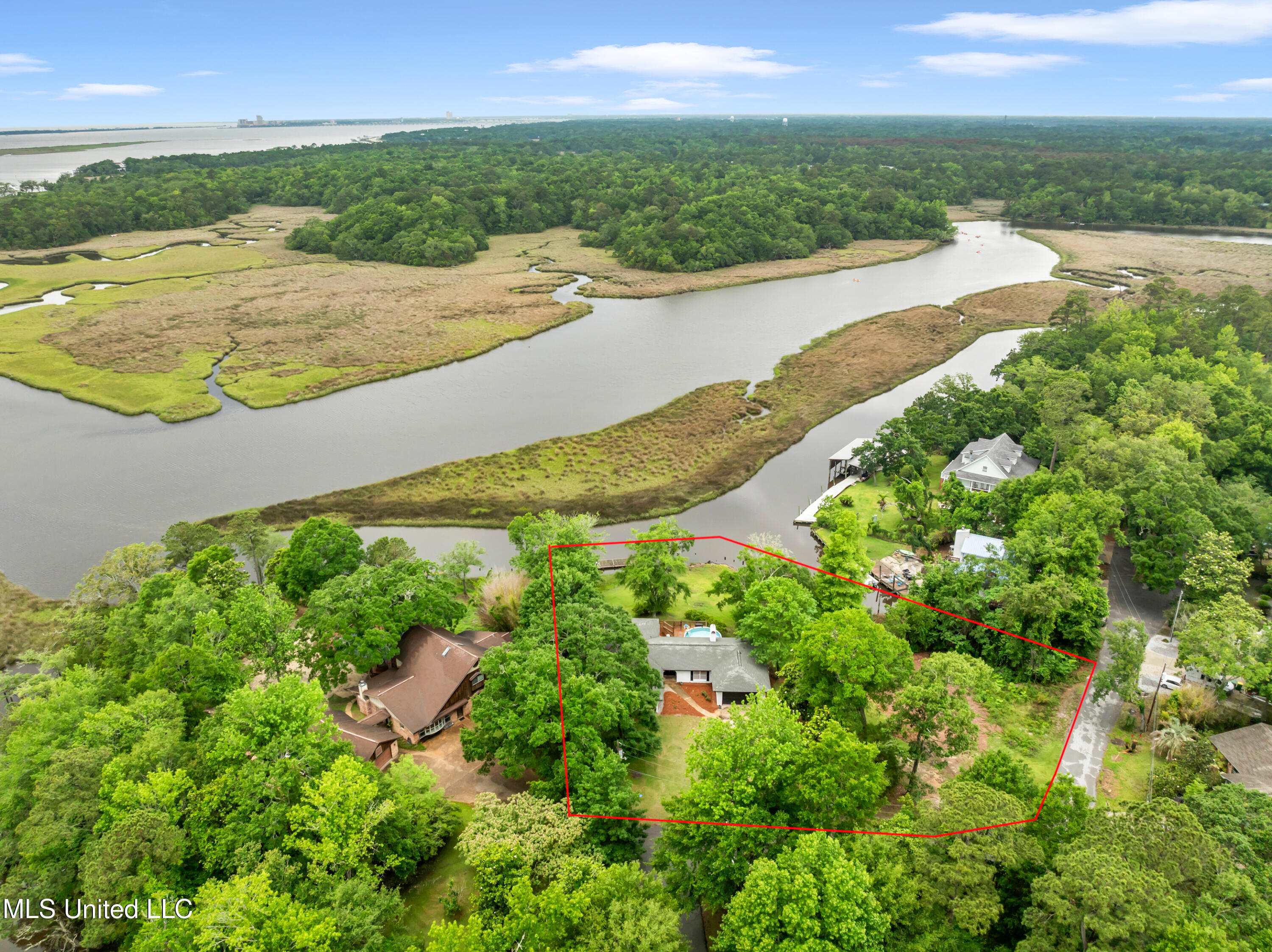 3225 Red Bluff Circle, Ocean Springs, Mississippi image 49