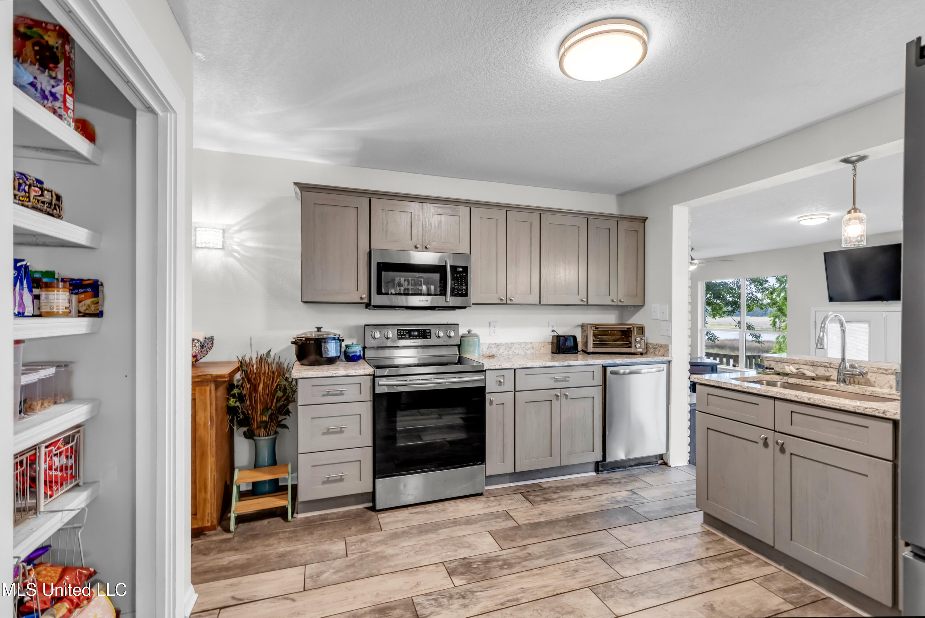 3225 Red Bluff Circle, Ocean Springs, Mississippi image 16