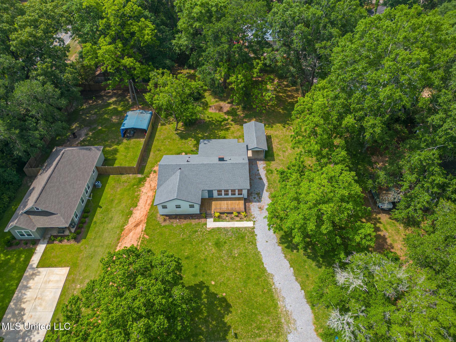557 S Pine Street, Lucedale, Mississippi image 3