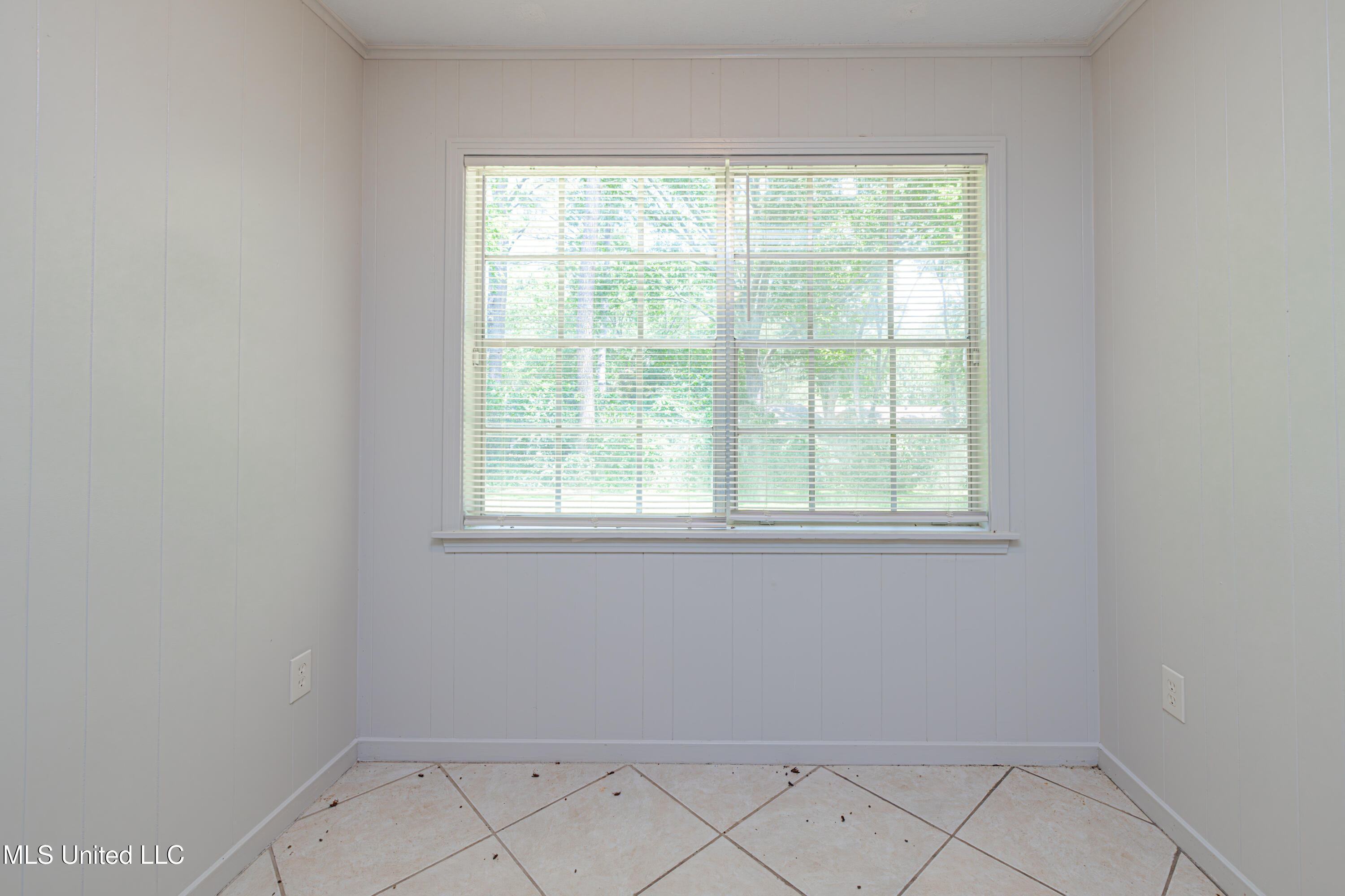 828 Briarwood Drive, Jackson, Mississippi image 23