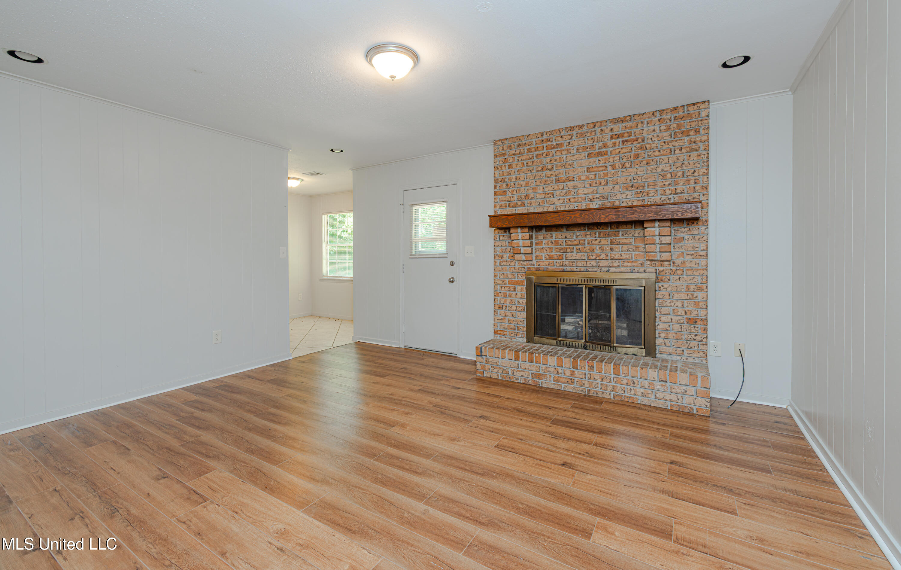 828 Briarwood Drive, Jackson, Mississippi image 27