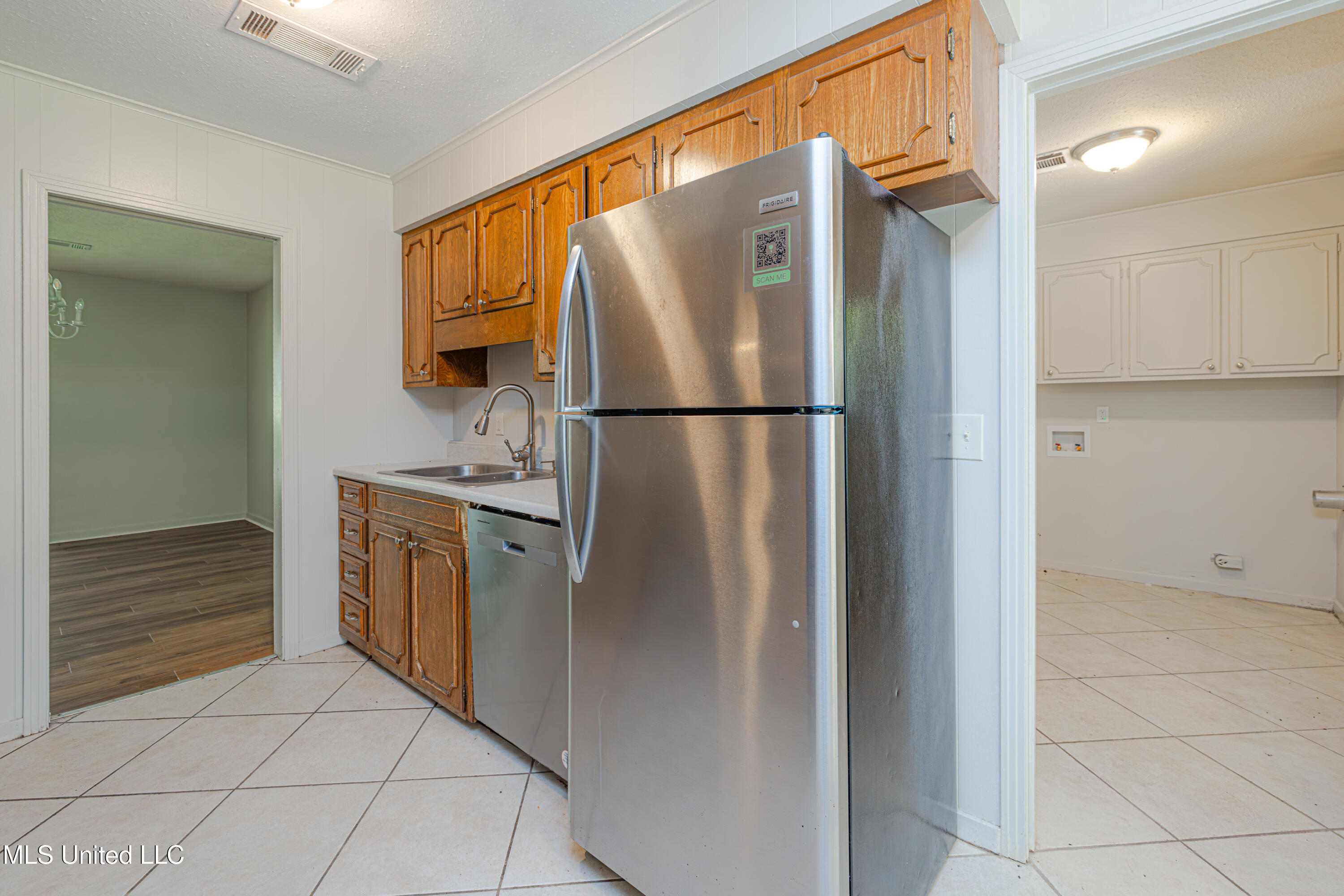 828 Briarwood Drive, Jackson, Mississippi image 24