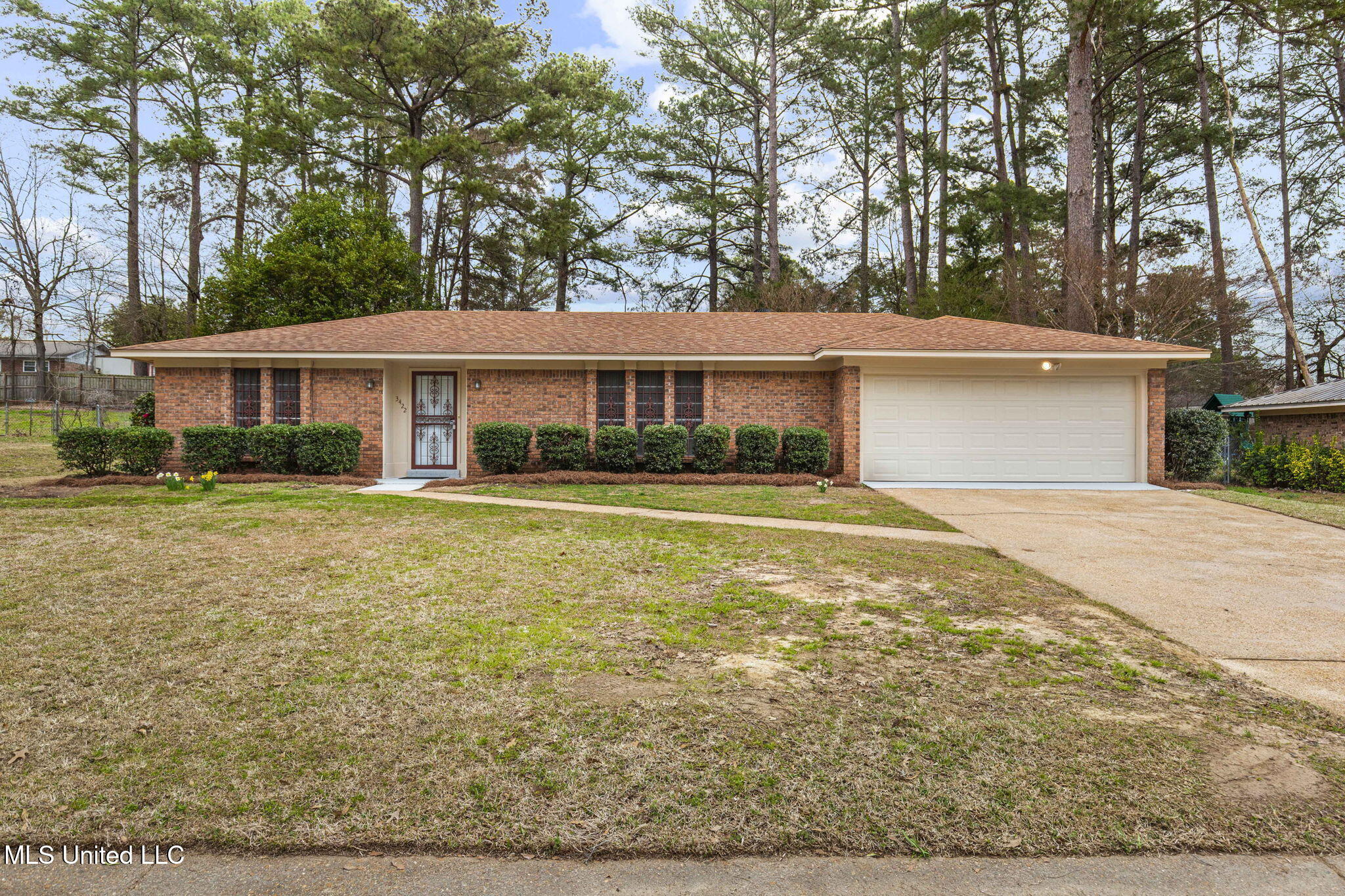 3422 Beaumont Drive, Pearl, Mississippi image 1