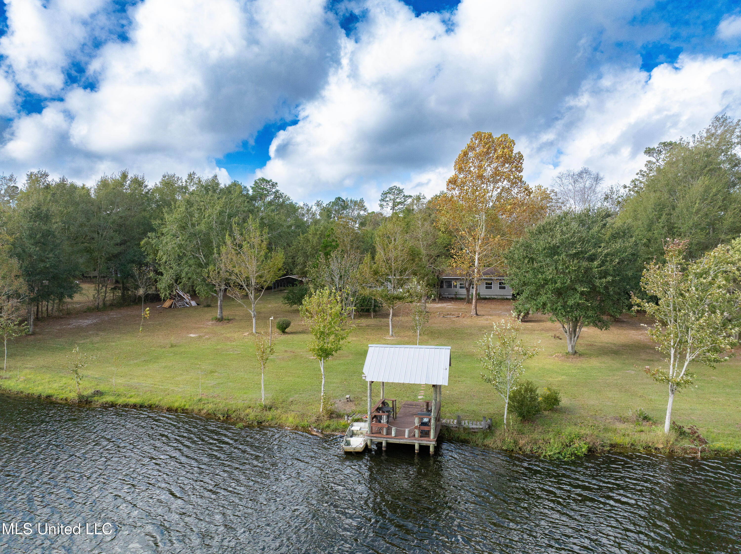 13058 W Echo Drive, Gulfport, Mississippi image 16