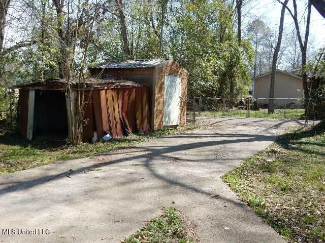 608 E 11th Street, Laurel, Mississippi image 23