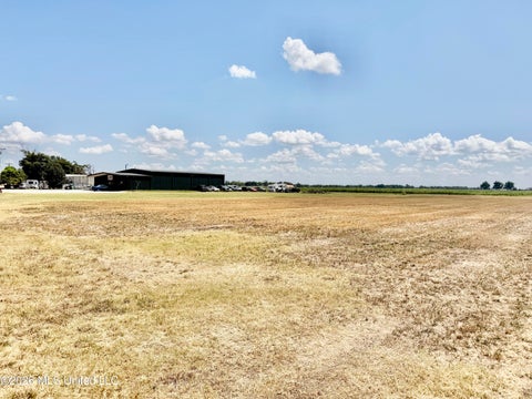Vacant Land For Sale - Highway 8 1.88 Acres Lot B<br/> Bolivar County, Cleveland, MS 38732