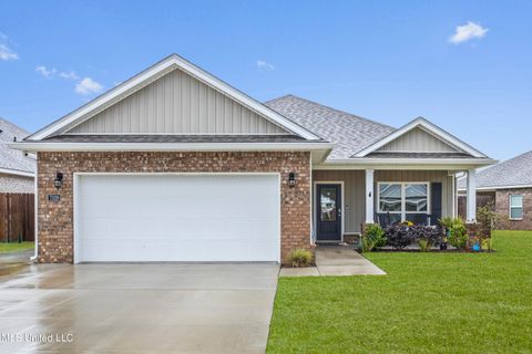 Single Family Residence in Ocean Springs MS 7329 Shearwater Way.jpg