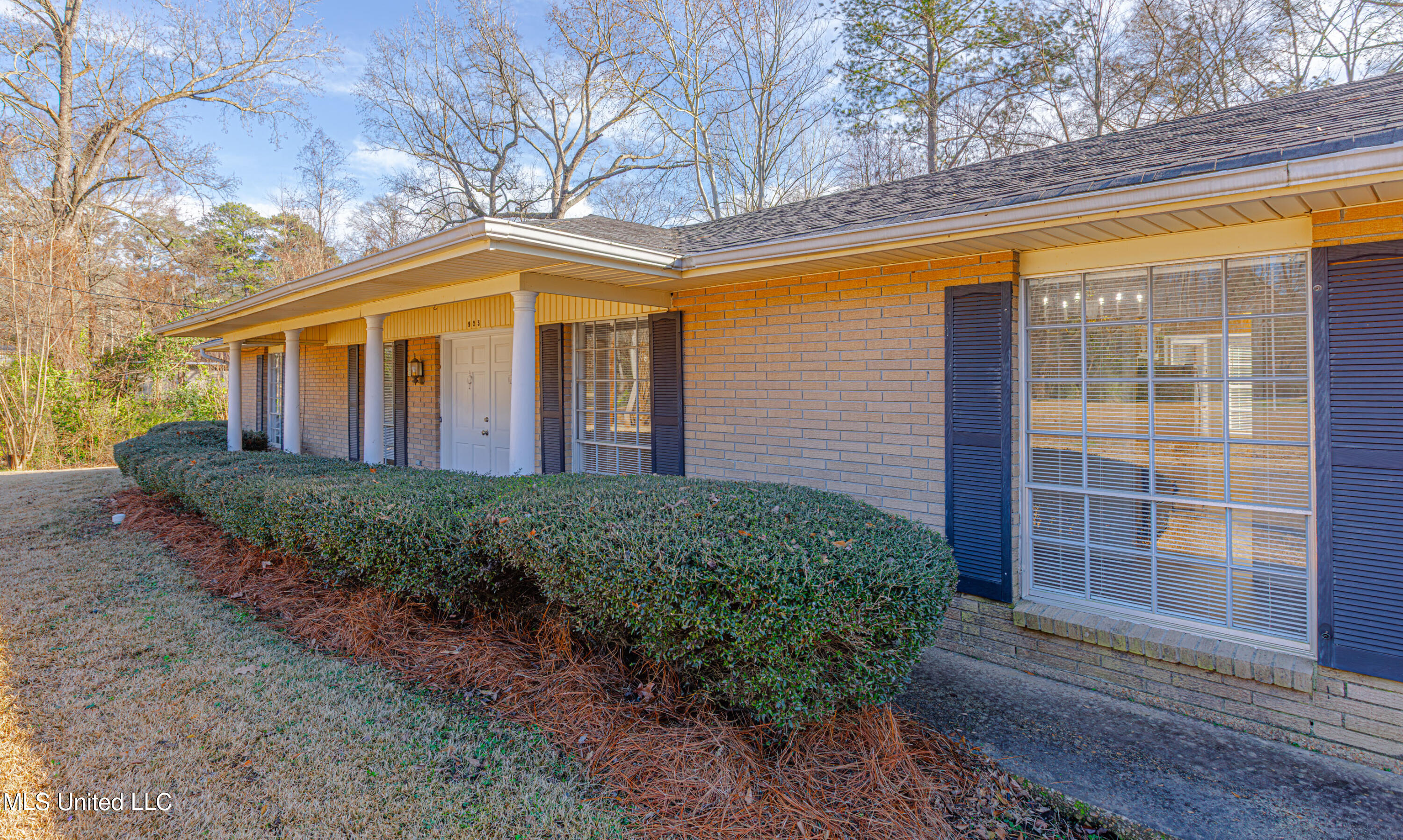 923 Fairfax Circle, Jackson, Mississippi image 5