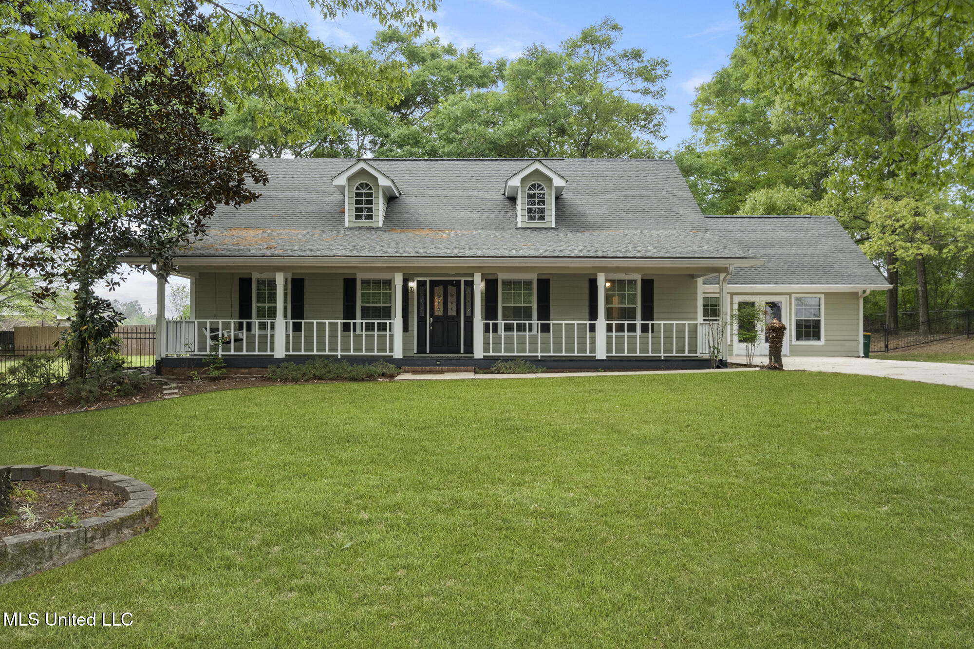 18401 Dogwood Lane, Saucier, Mississippi image 4