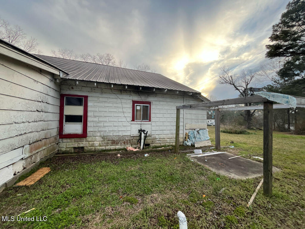 655 Lawrence Bethel Road, Newton, Mississippi image 13