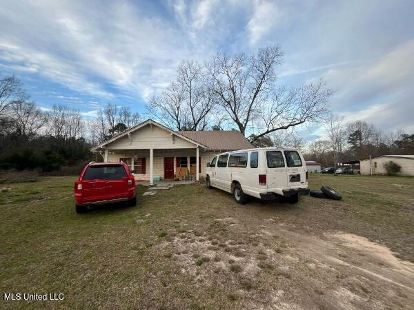655 Lawrence Bethel Road, Newton, Mississippi image 1