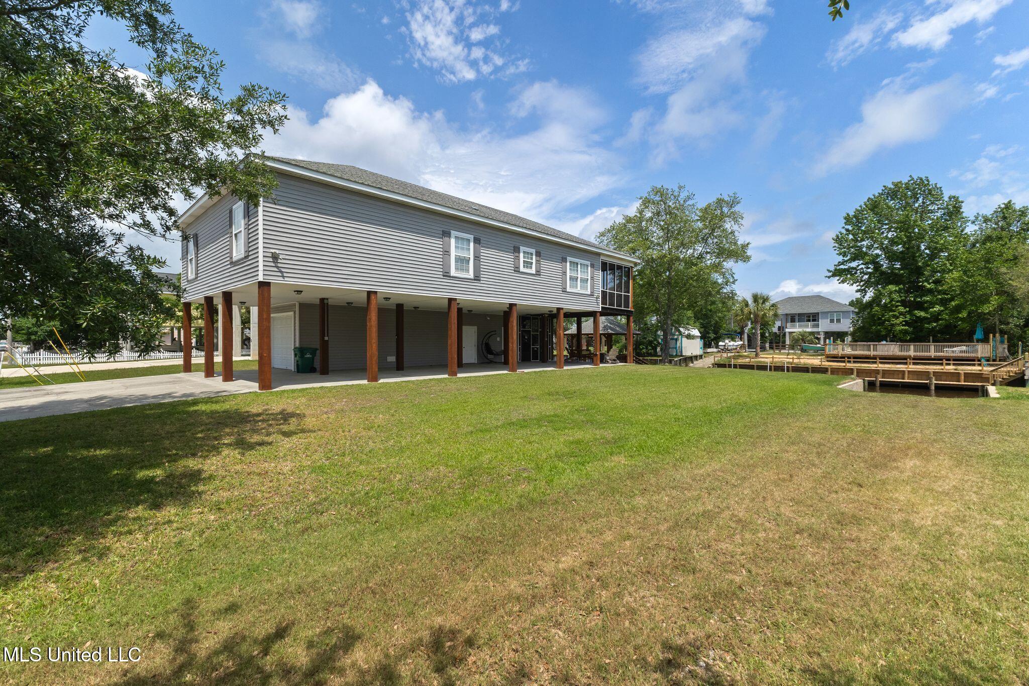 61 Good Street, Bay Saint Louis, Mississippi image 39
