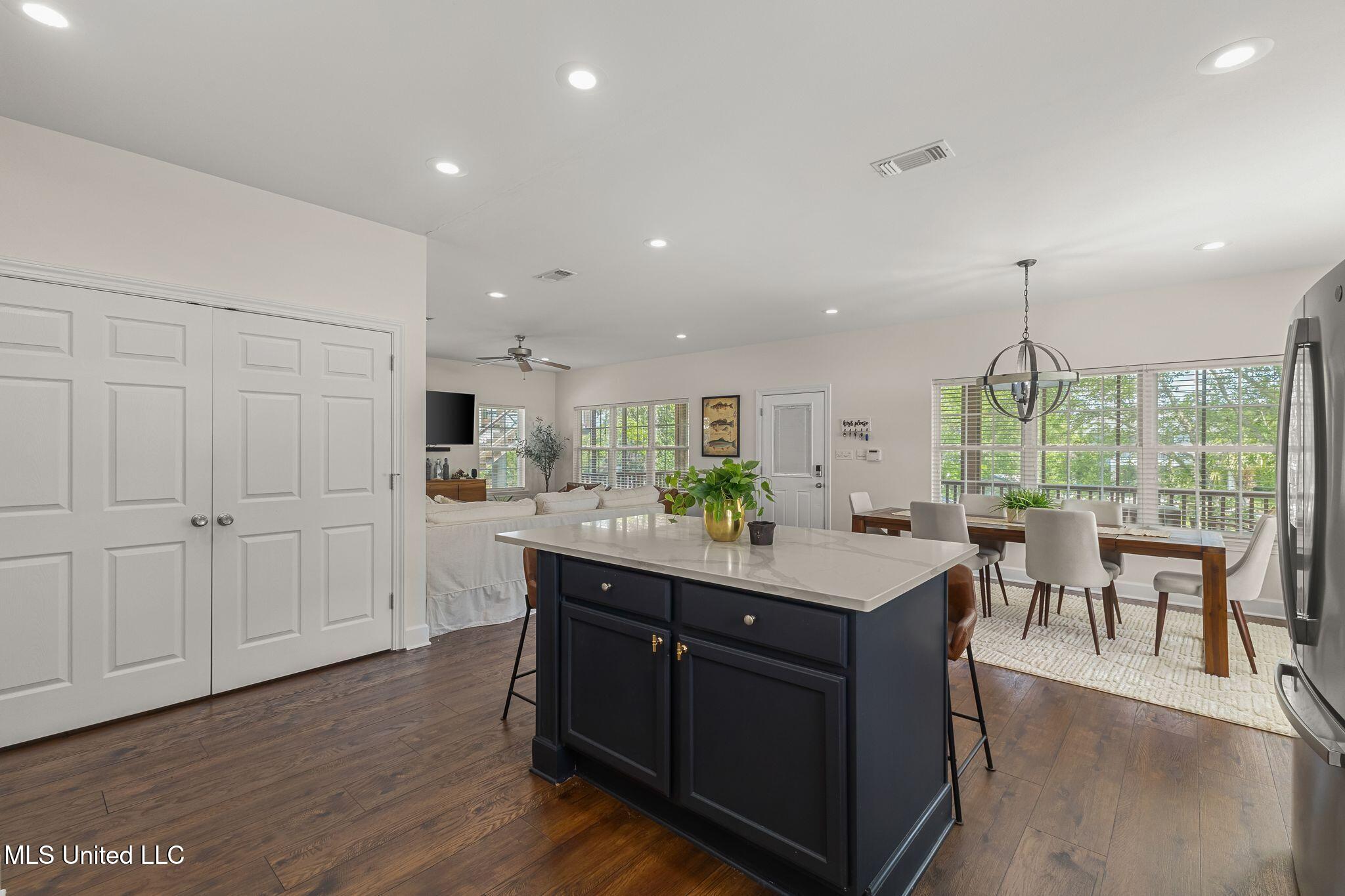 61 Good Street, Bay Saint Louis, Mississippi image 14