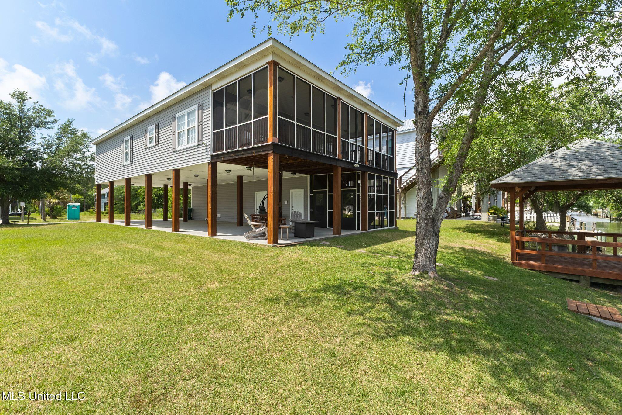 61 Good Street, Bay Saint Louis, Mississippi image 42