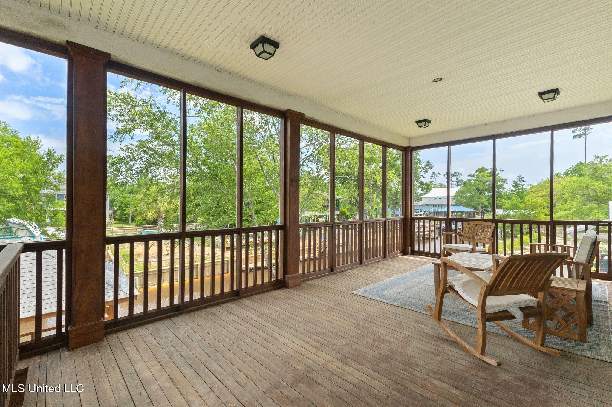 61 Good Street, Bay Saint Louis, Mississippi image 7