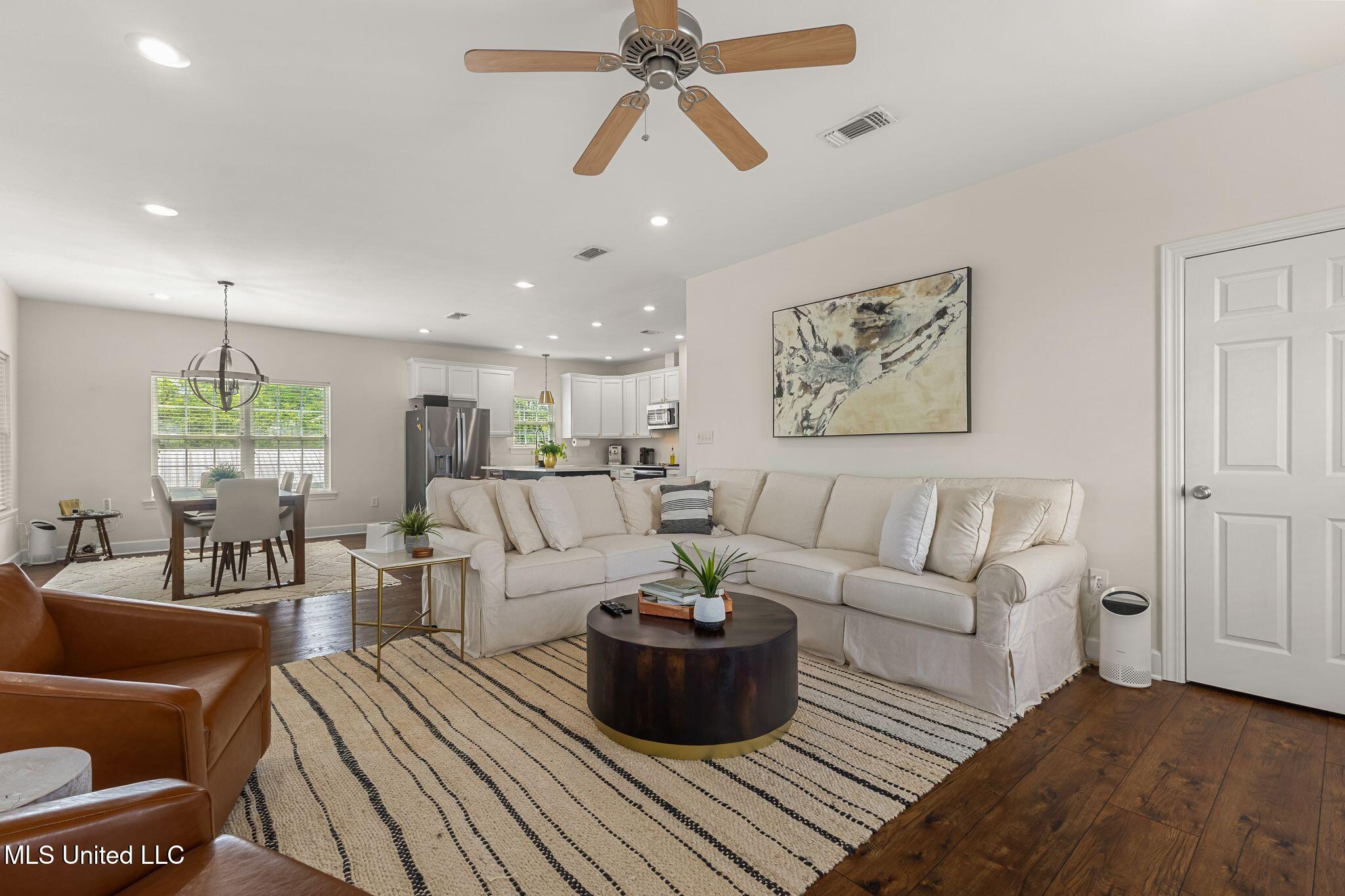 61 Good Street, Bay Saint Louis, Mississippi image 20
