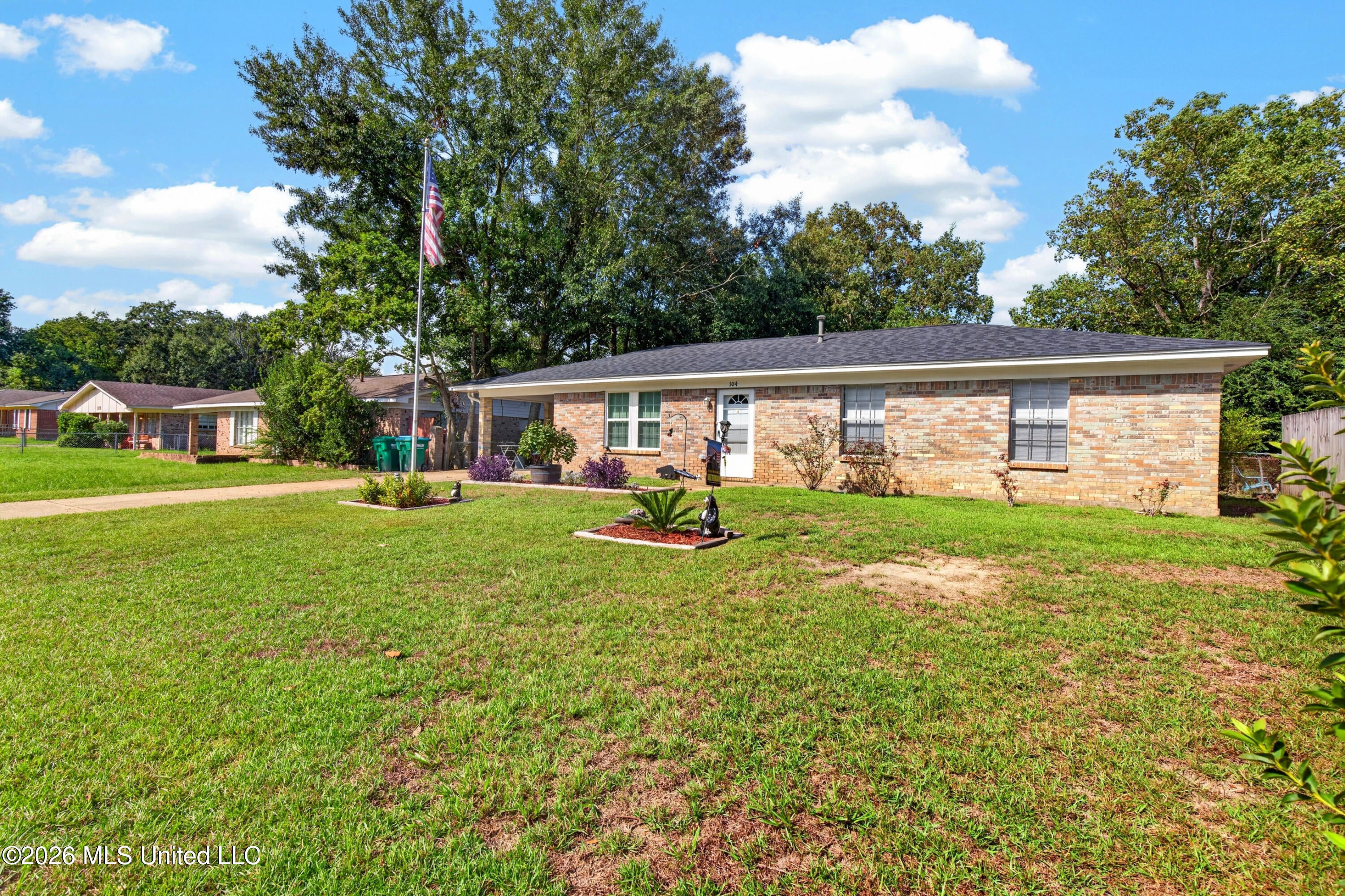 104 Ralph Drive - Photo 4
