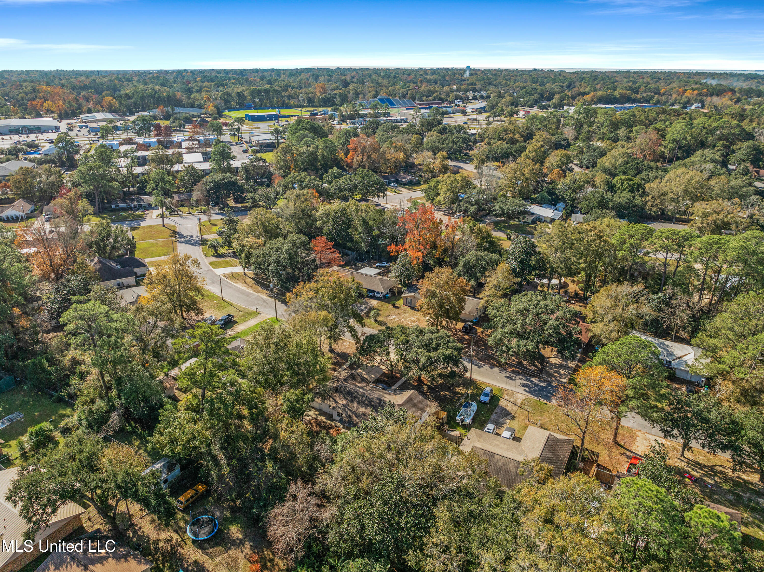 1210 Lancelot Lane, Ocean Springs, Mississippi image 30