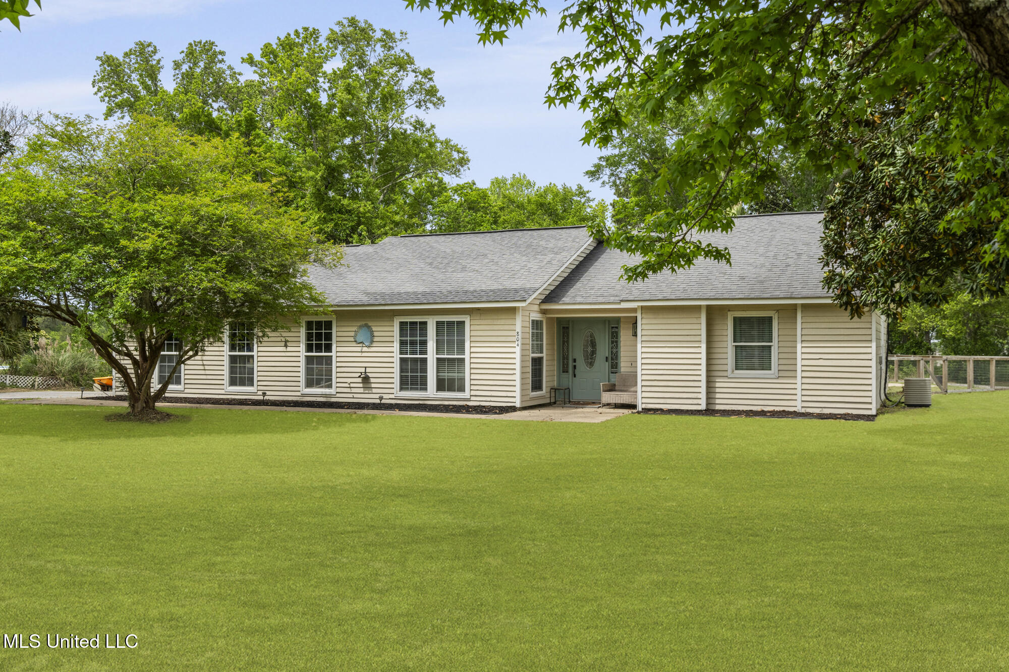 804 Homestead Boulevard, Gautier, Mississippi image 11