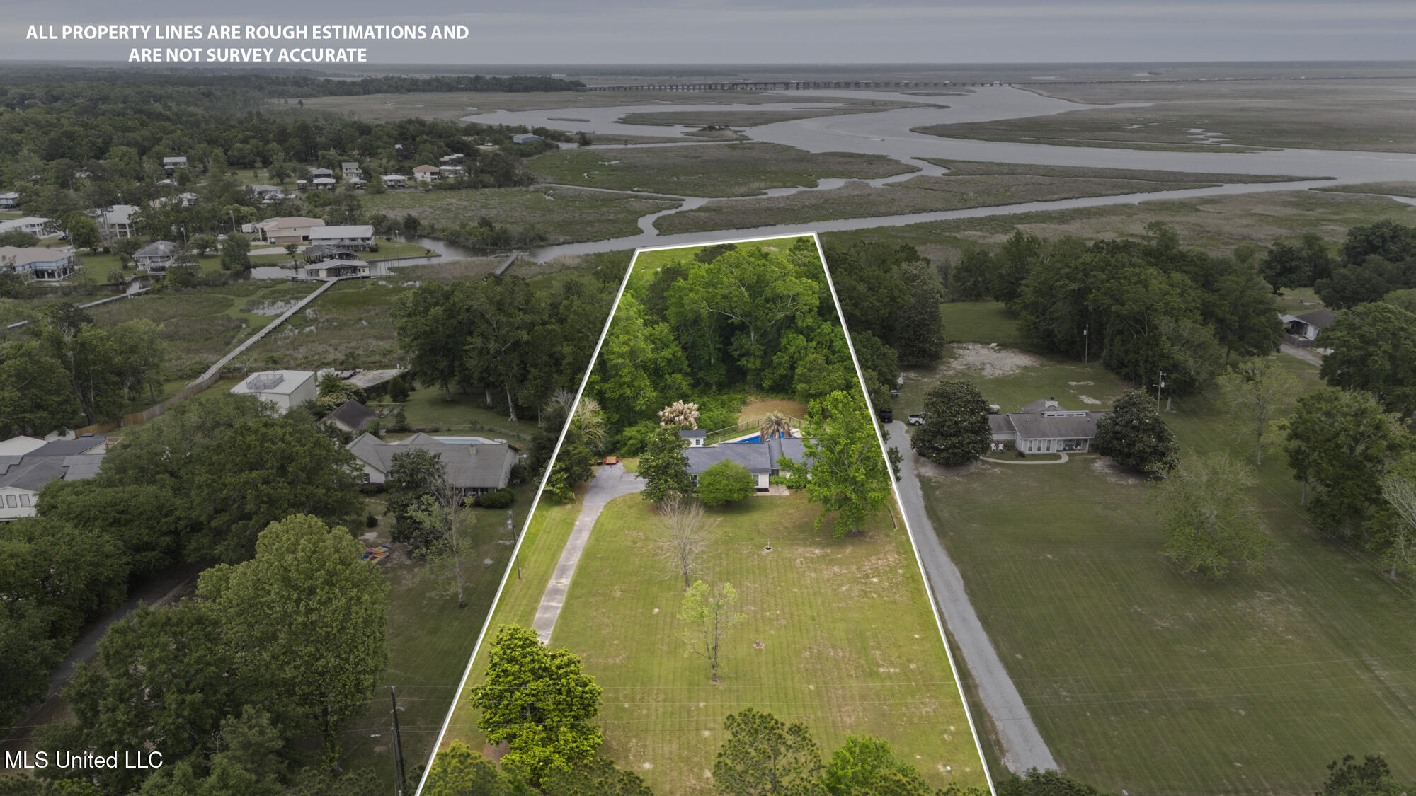 804 Homestead Boulevard, Gautier, Mississippi image 3