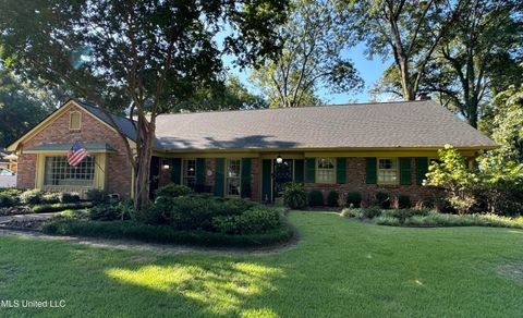 Homes For Sale - 120 Ridgecrest Lane<br/> Clarksdale, MS 38614