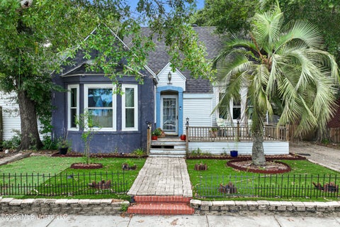 Homes For Sale - 1090 Cherokee Street<br/> Biloxi, MS 39530