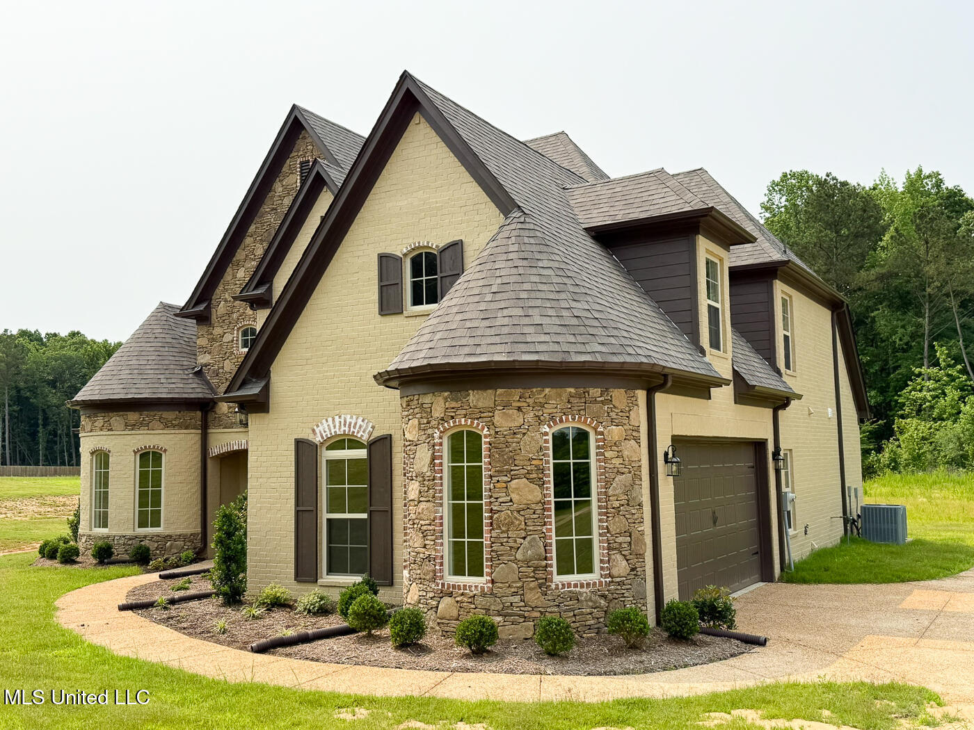 145 Poplar Lane, Holly Springs, Mississippi image 2