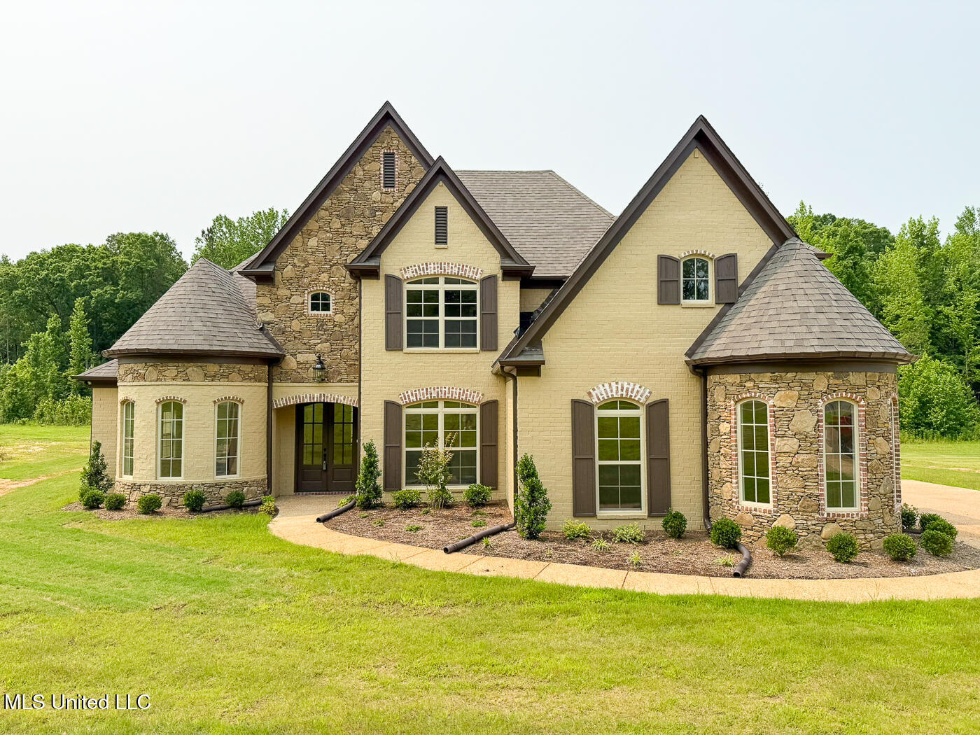 145 Poplar Lane, Holly Springs, Mississippi image 1