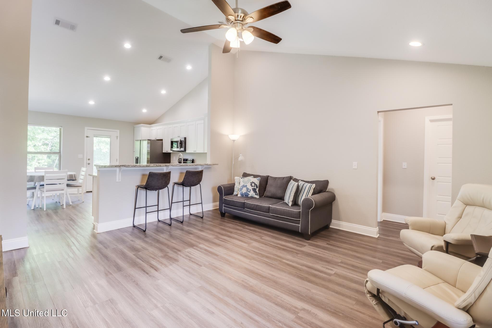 61 Summit View Drive, Perkinston, Mississippi image 2