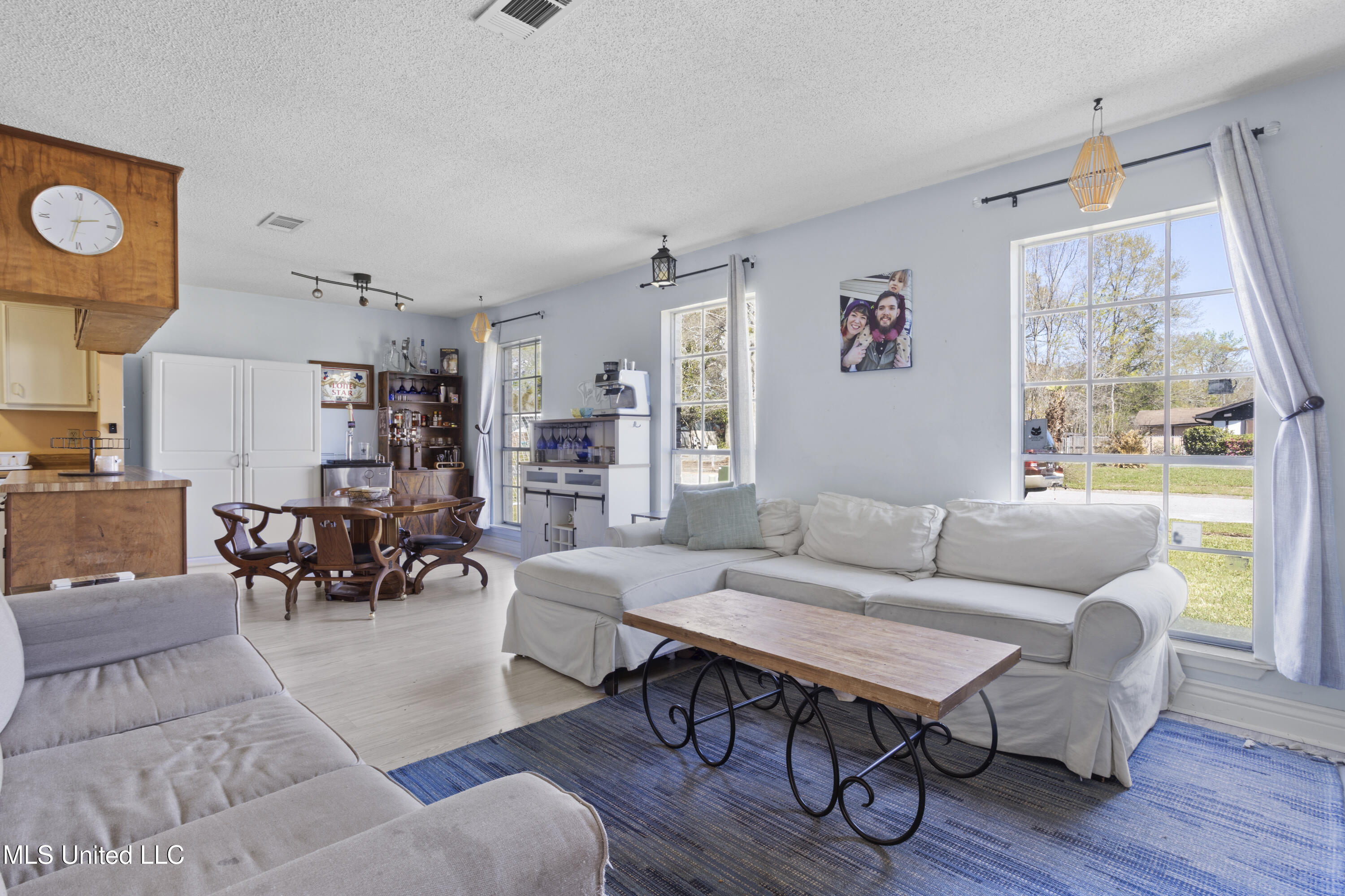 238 Saratoga Drive, Ocean Springs, Mississippi image 6