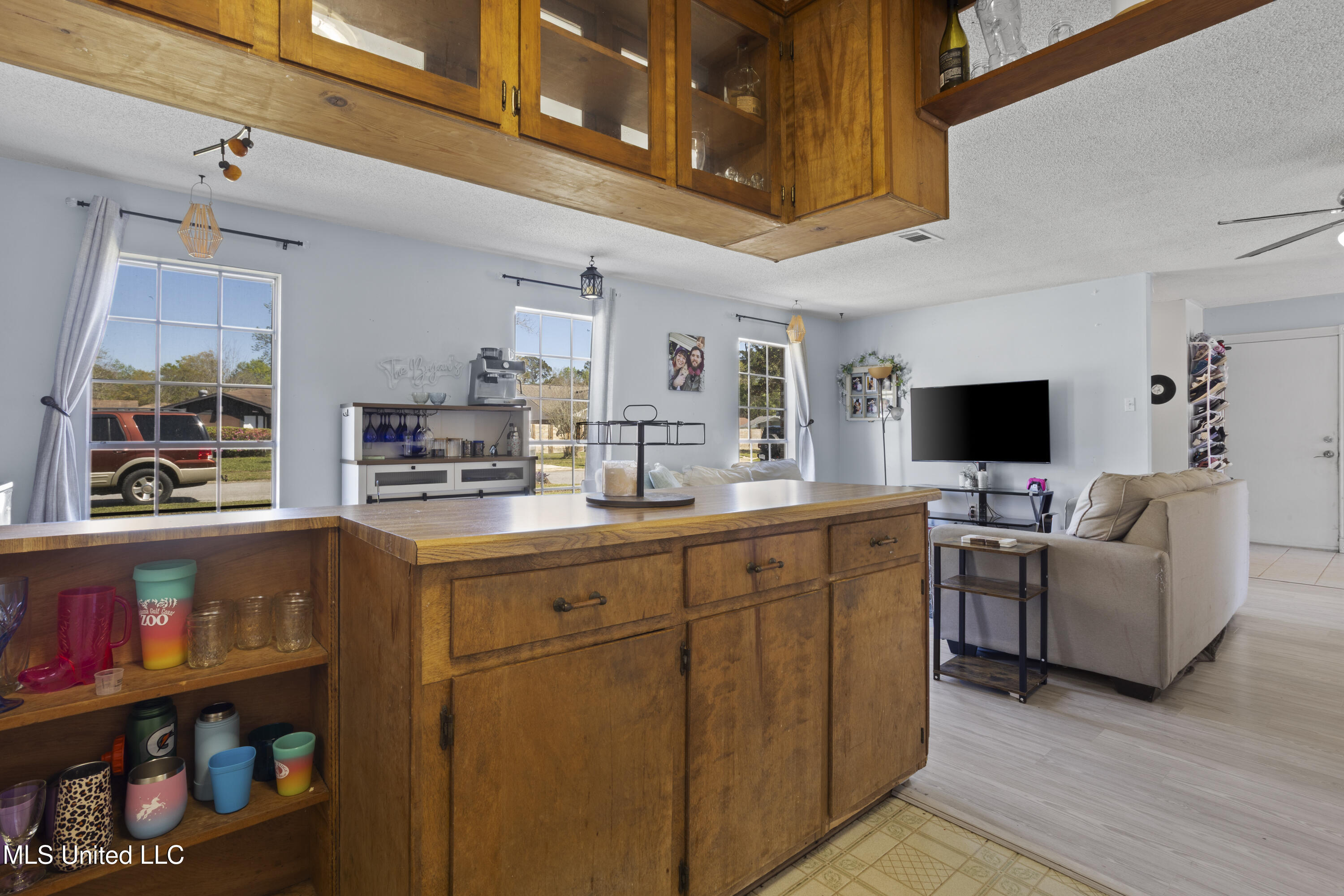 238 Saratoga Drive, Ocean Springs, Mississippi image 10