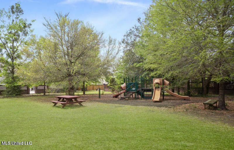 12109 Creole Way, Gulfport, Mississippi image 32
