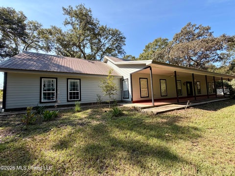 Homes For Sale - 131 Monk Mitchell Road<br/> Picayune, MS 39466