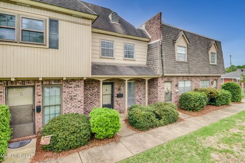 Condominium in Gulfport MS 413 Kahler Street.jpg