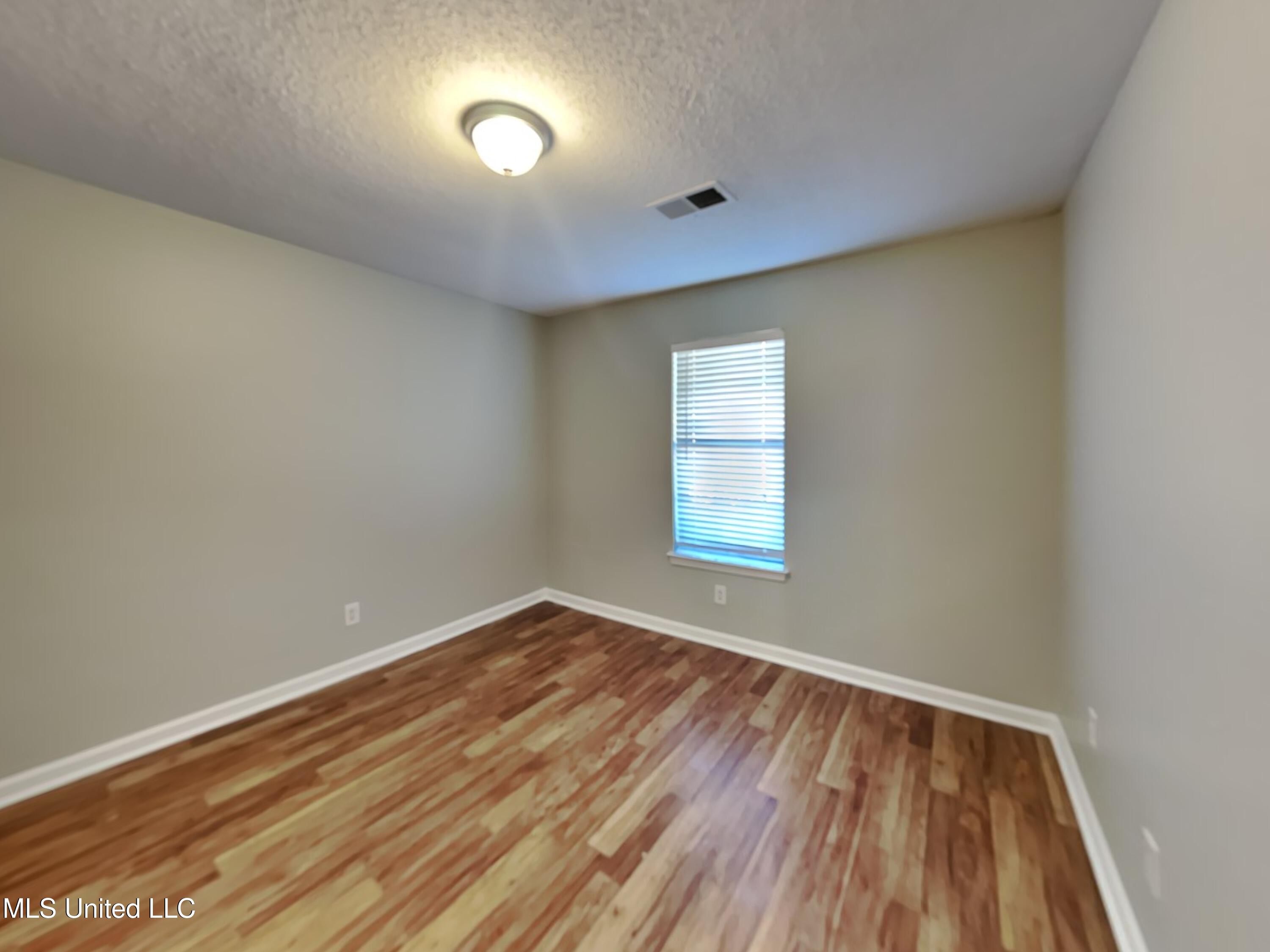 10791 Ridgefield Drive, Olive Branch, Mississippi image 10