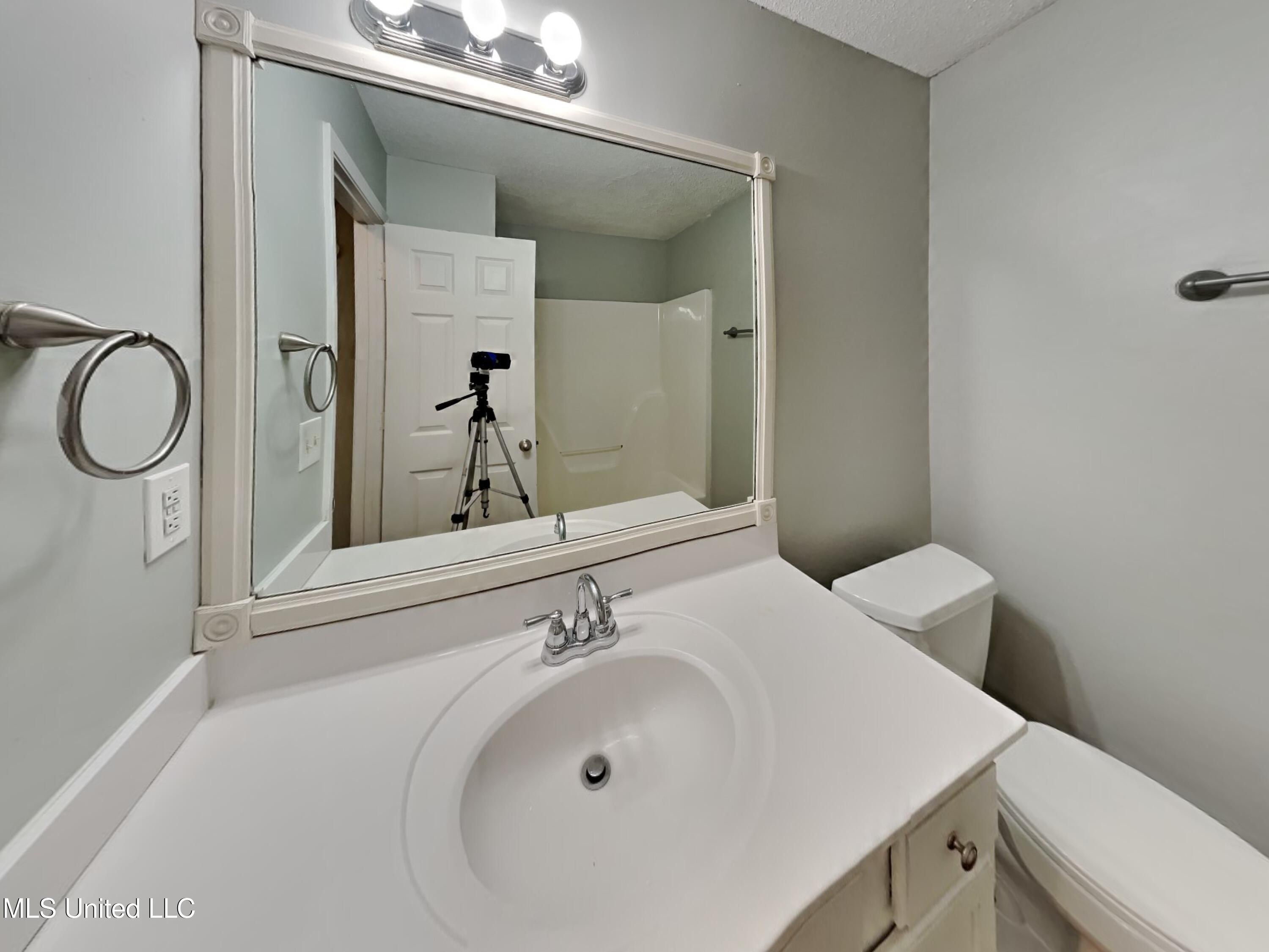 10791 Ridgefield Drive, Olive Branch, Mississippi image 13