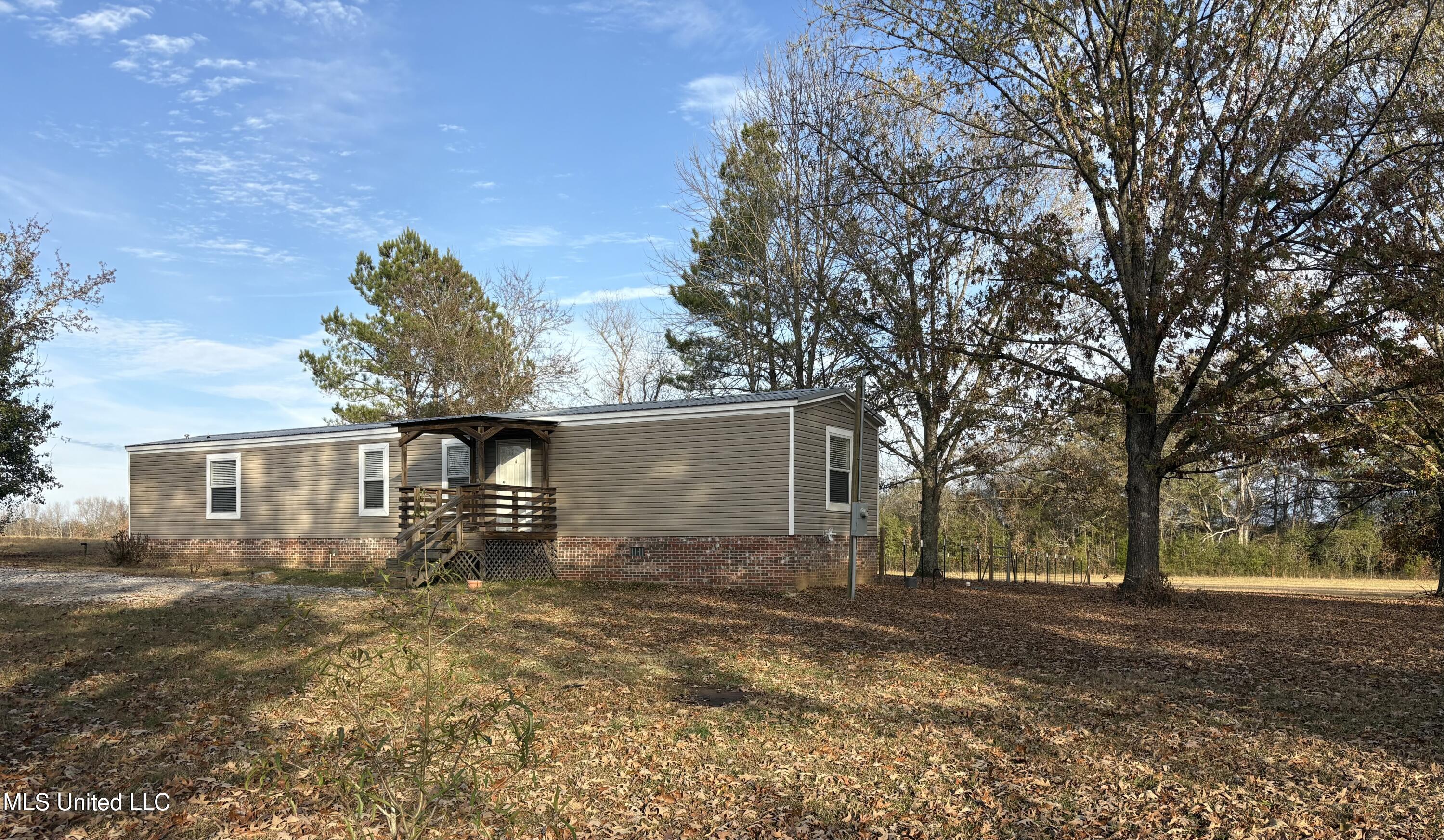 Canton, Mississippi 39046, United States, 3 Bedrooms Bedrooms, ,2 BathroomsBathrooms,Residential,Active,251272