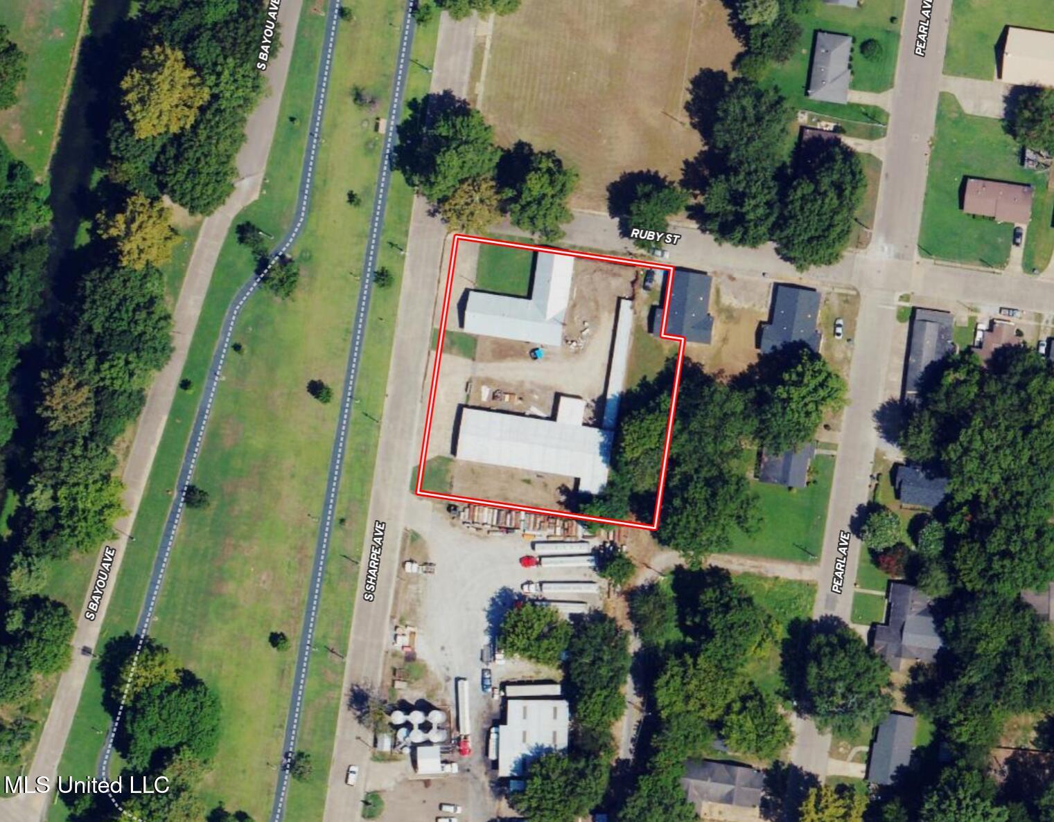 402 S Sharpe Avenue, Cleveland, Mississippi image 6