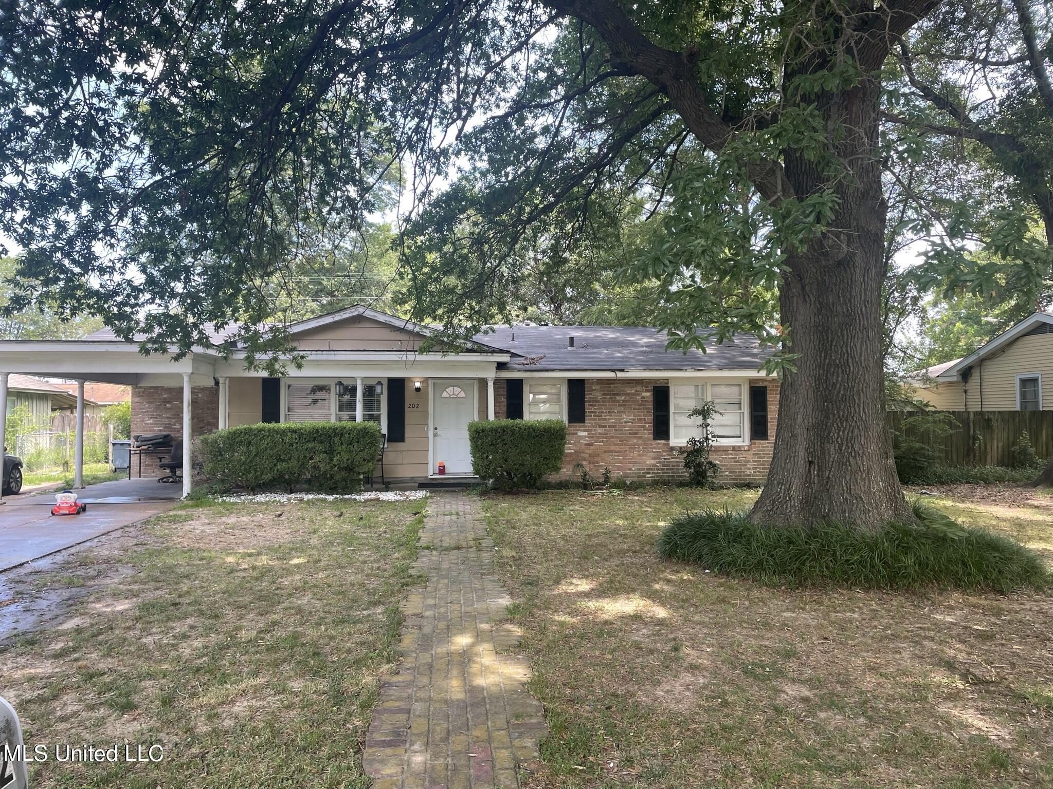 202 Ashley Street, Cleveland, Mississippi image 1