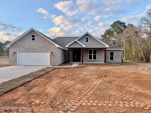 Homes For Sale - 7015 Whites Farm Road<br/> Lucedale, MS 39452