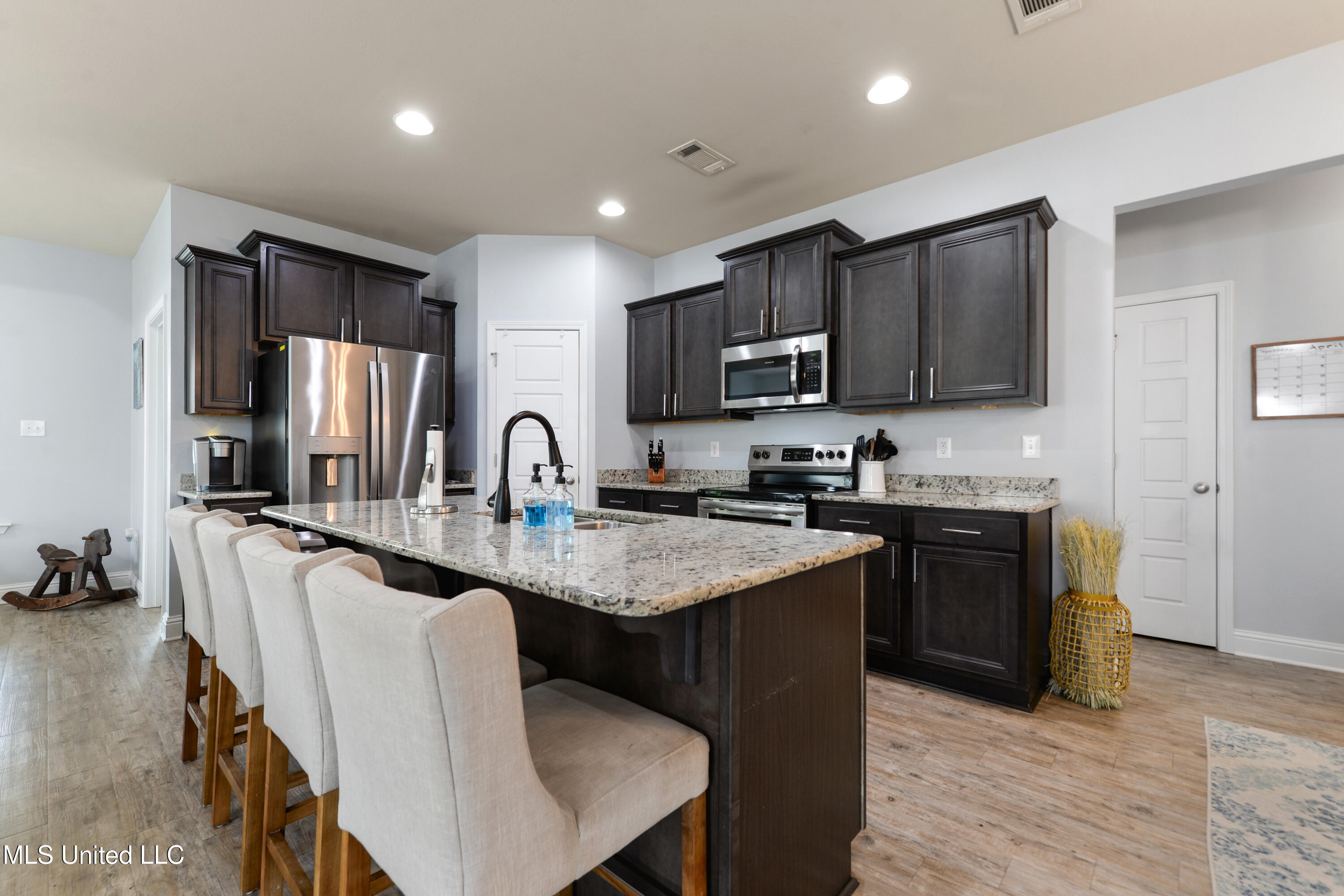 6820 Sweetclover Drive, Ocean Springs, Mississippi image 10