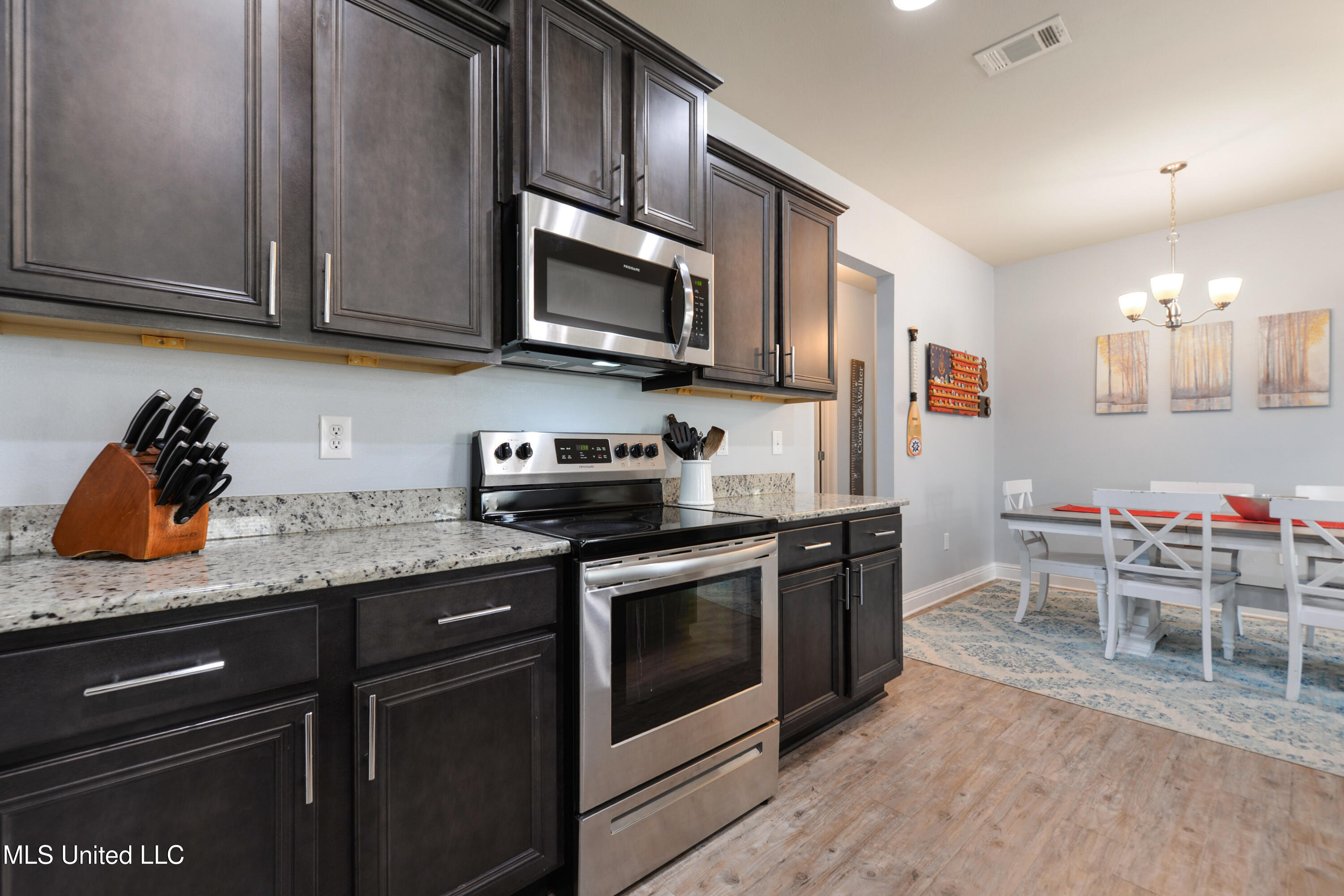 6820 Sweetclover Drive, Ocean Springs, Mississippi image 12