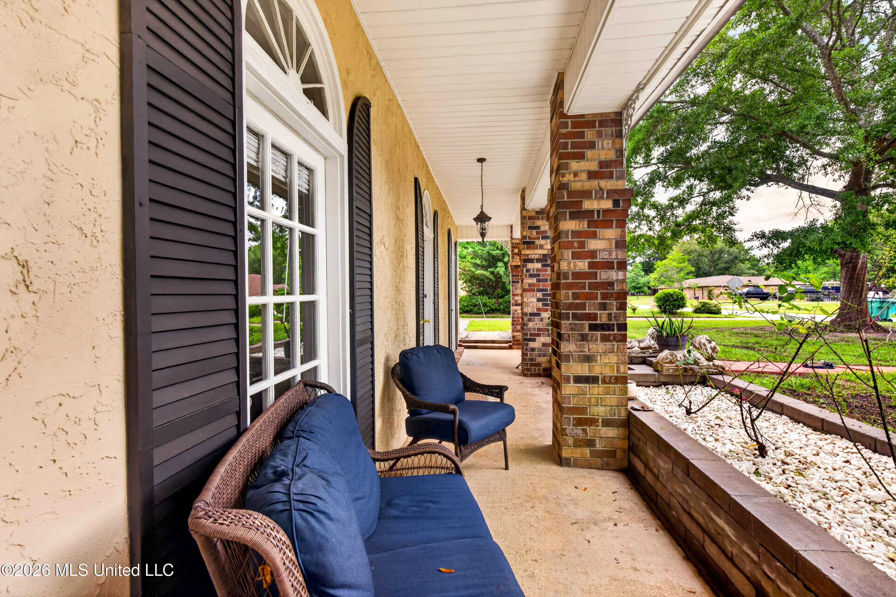 114LinnettDr.-9