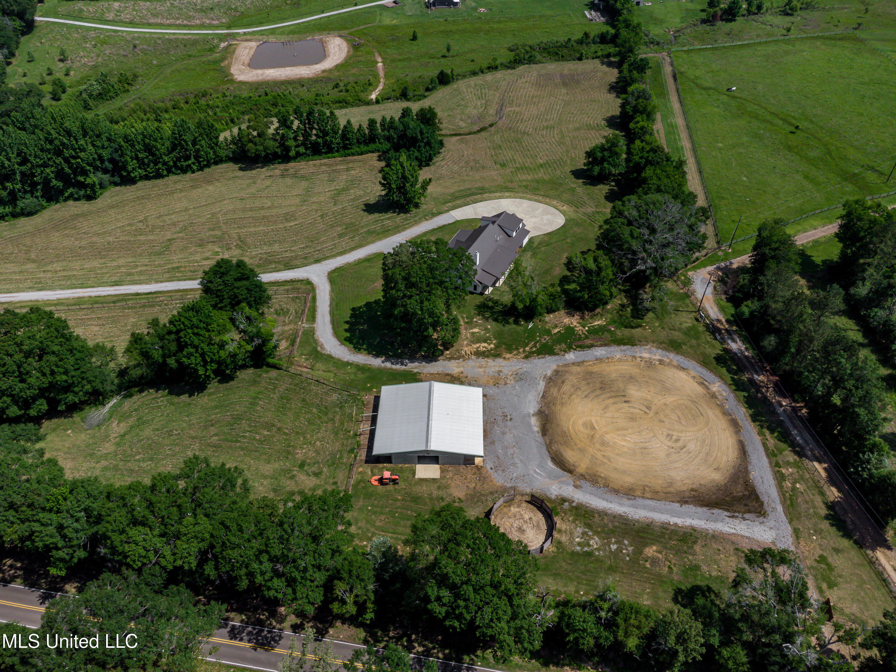 Flora, Mississippi 39071, United States, 4 Bedrooms Bedrooms, ,5 BathroomsBathrooms,Residential,Active,137267